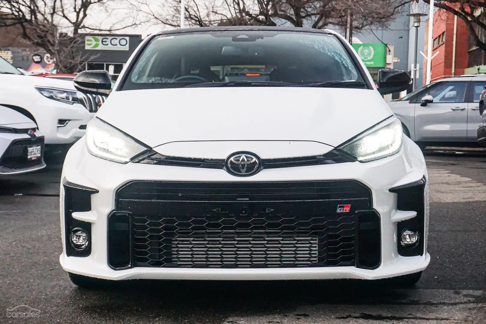 2020 Toyota Yaris Image 5