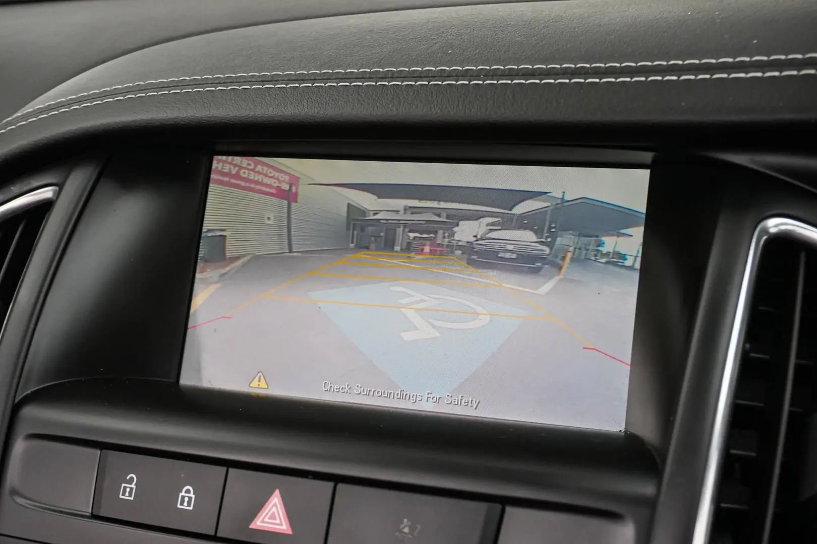 2015 Holden Cascada Gallery Image 24