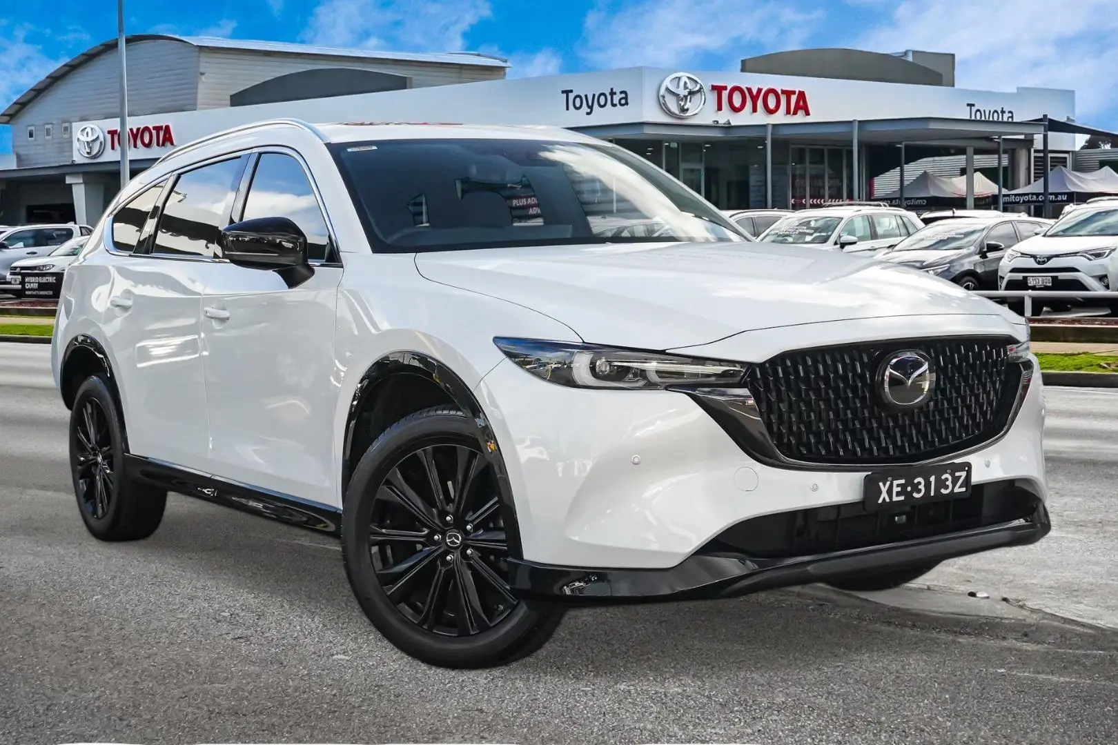 2023 Mazda CX-8 Image