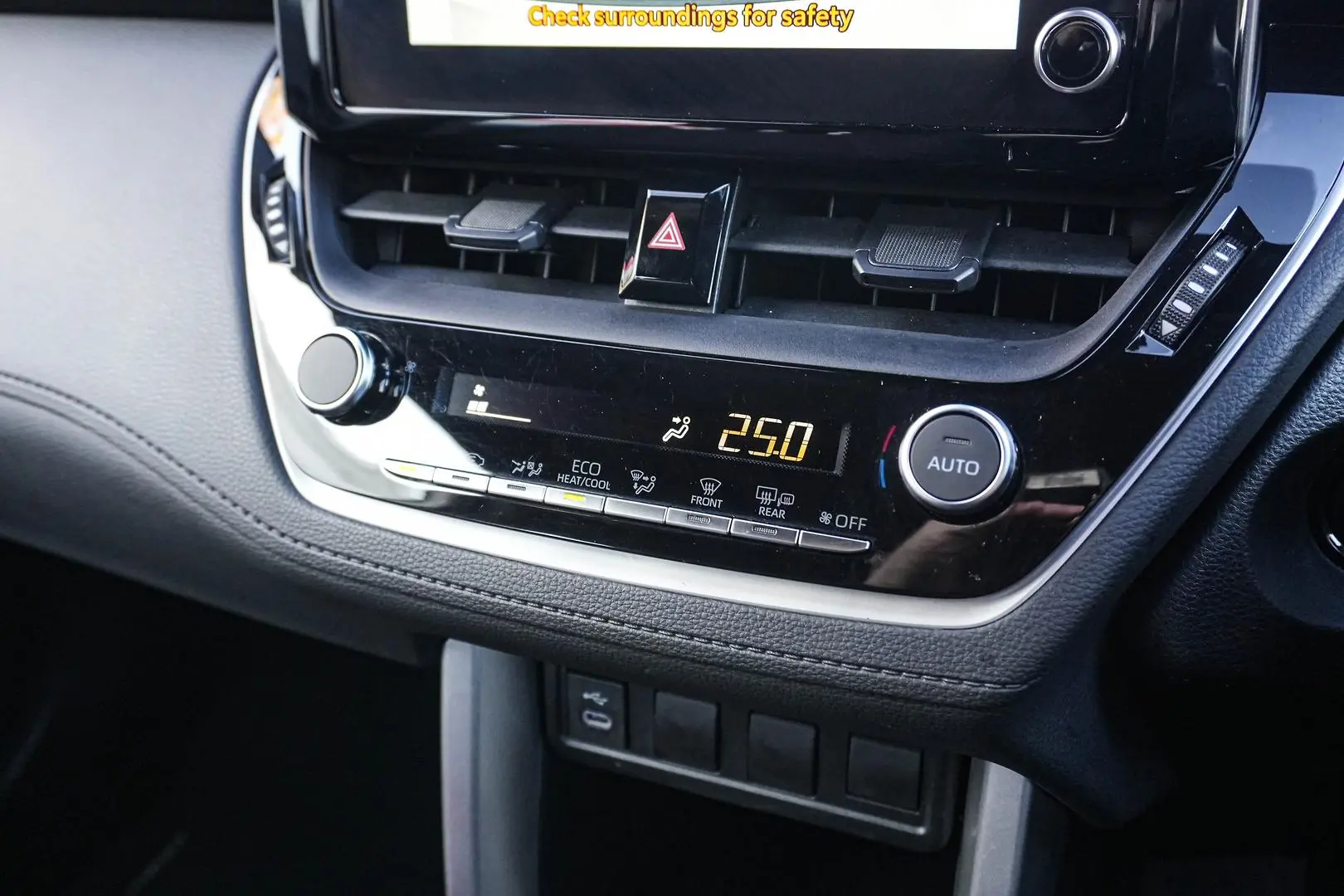 2024 Toyota Corolla Cross Gallery Image 23