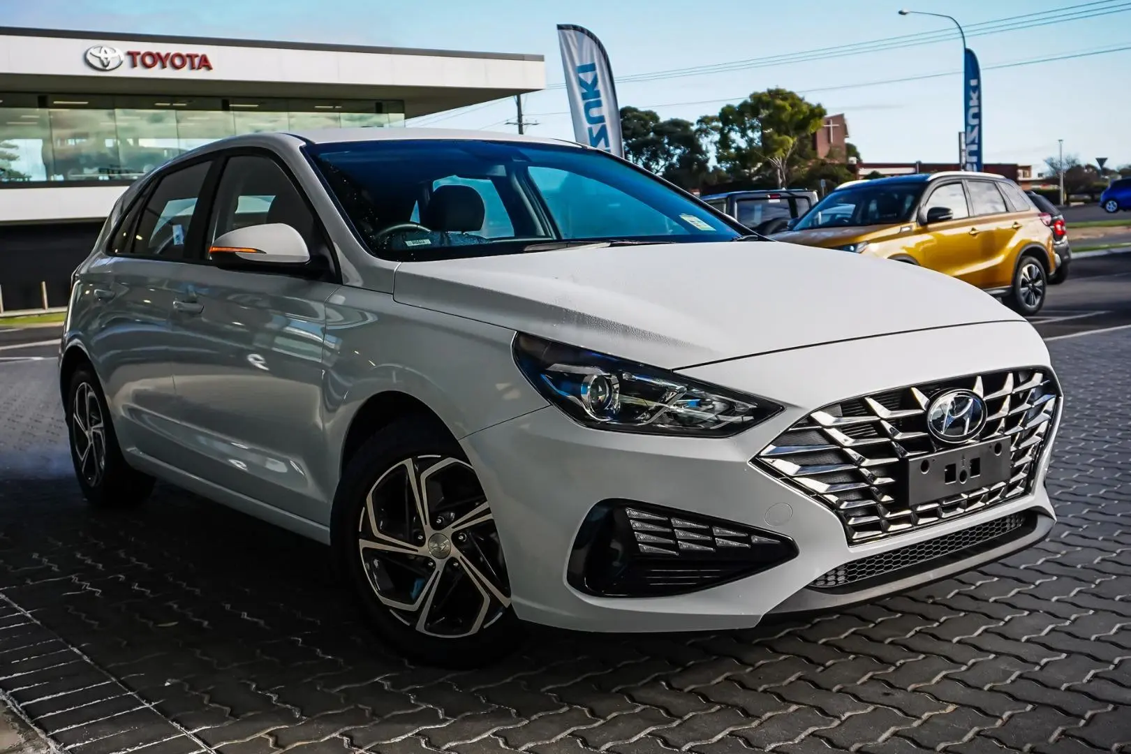 2022 Hyundai i30 Gallery Image 2