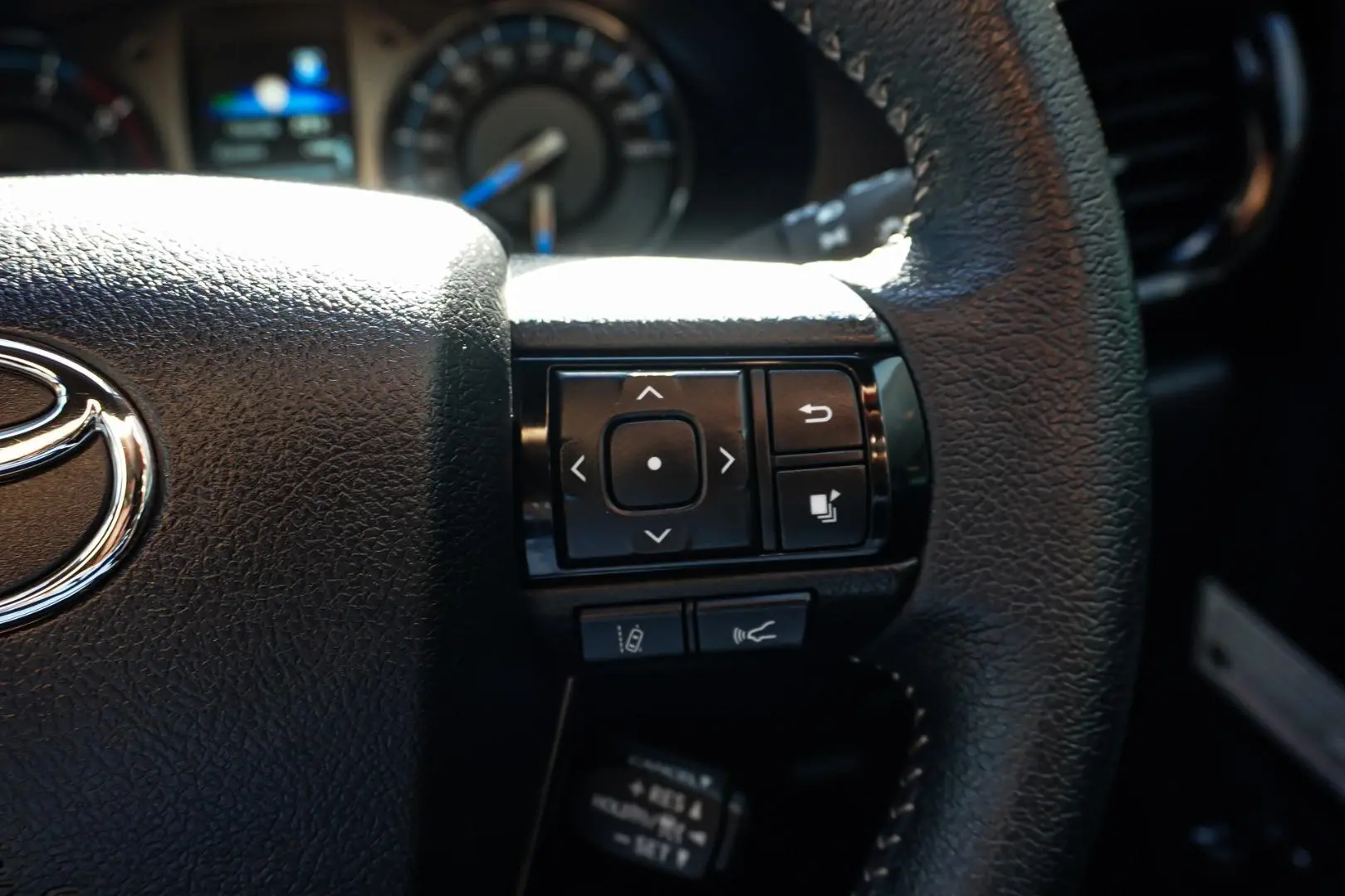 2021 Toyota Hilux Gallery Image 23