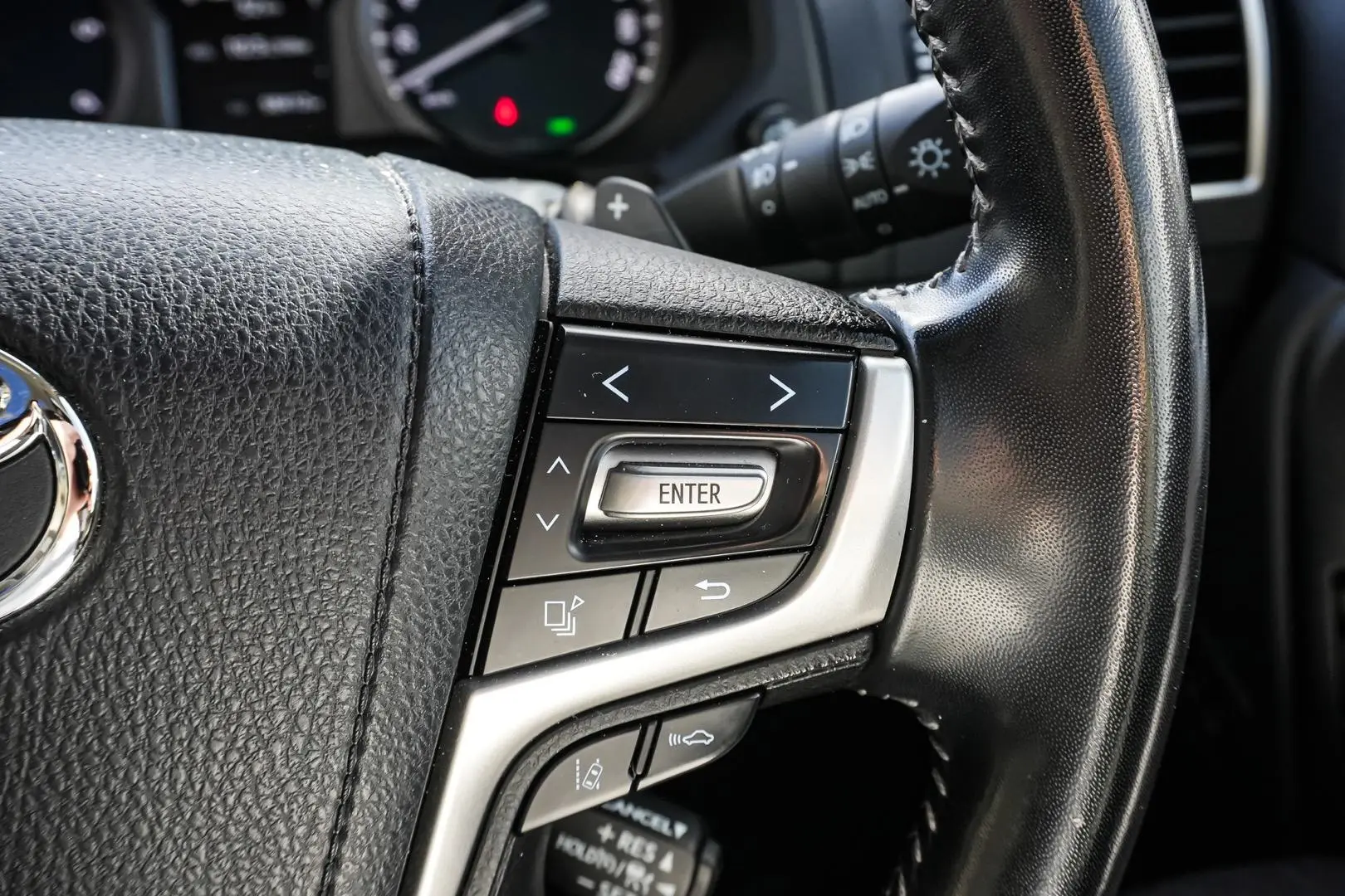 2021 Toyota Landcruiser Prado Gallery Image 20