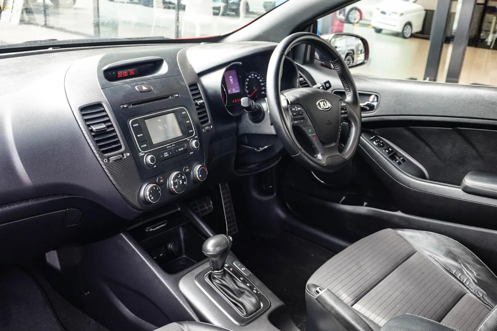 2014 Kia Cerato Gallery Image 10