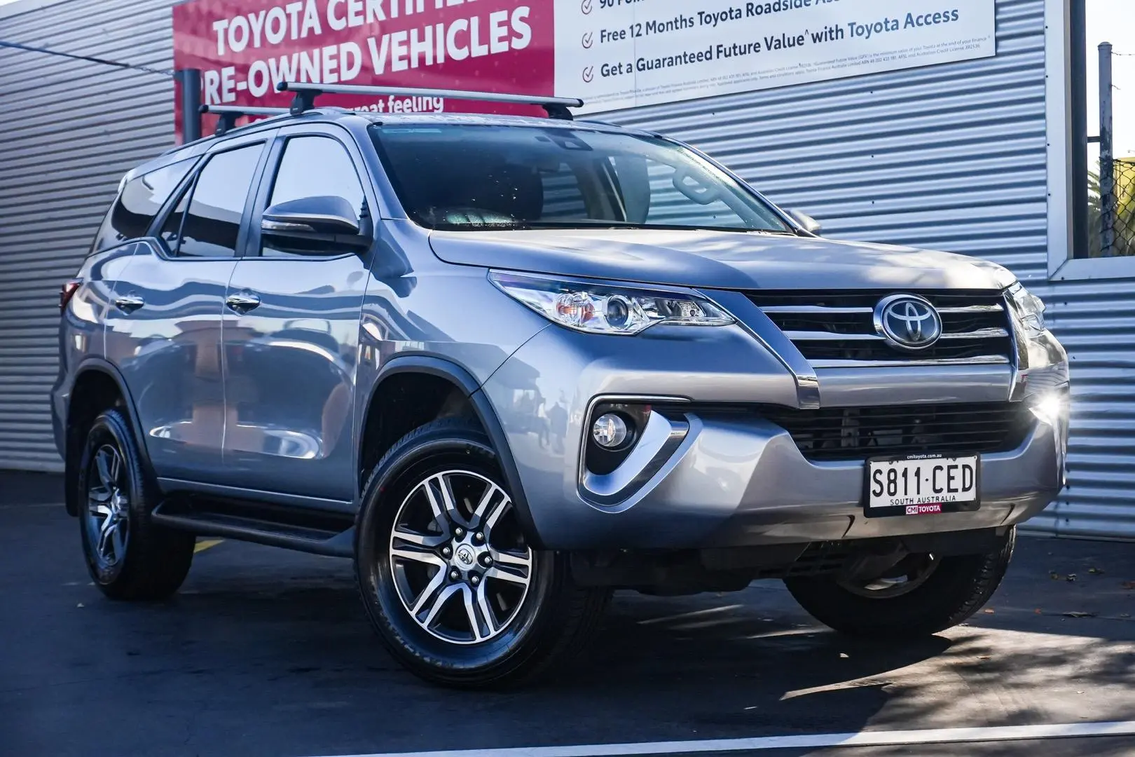 2020 Toyota Fortuner Gallery Image 1
