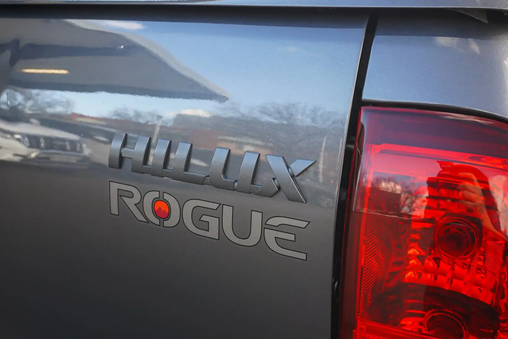 2018 Toyota Hilux Gallery Image 13