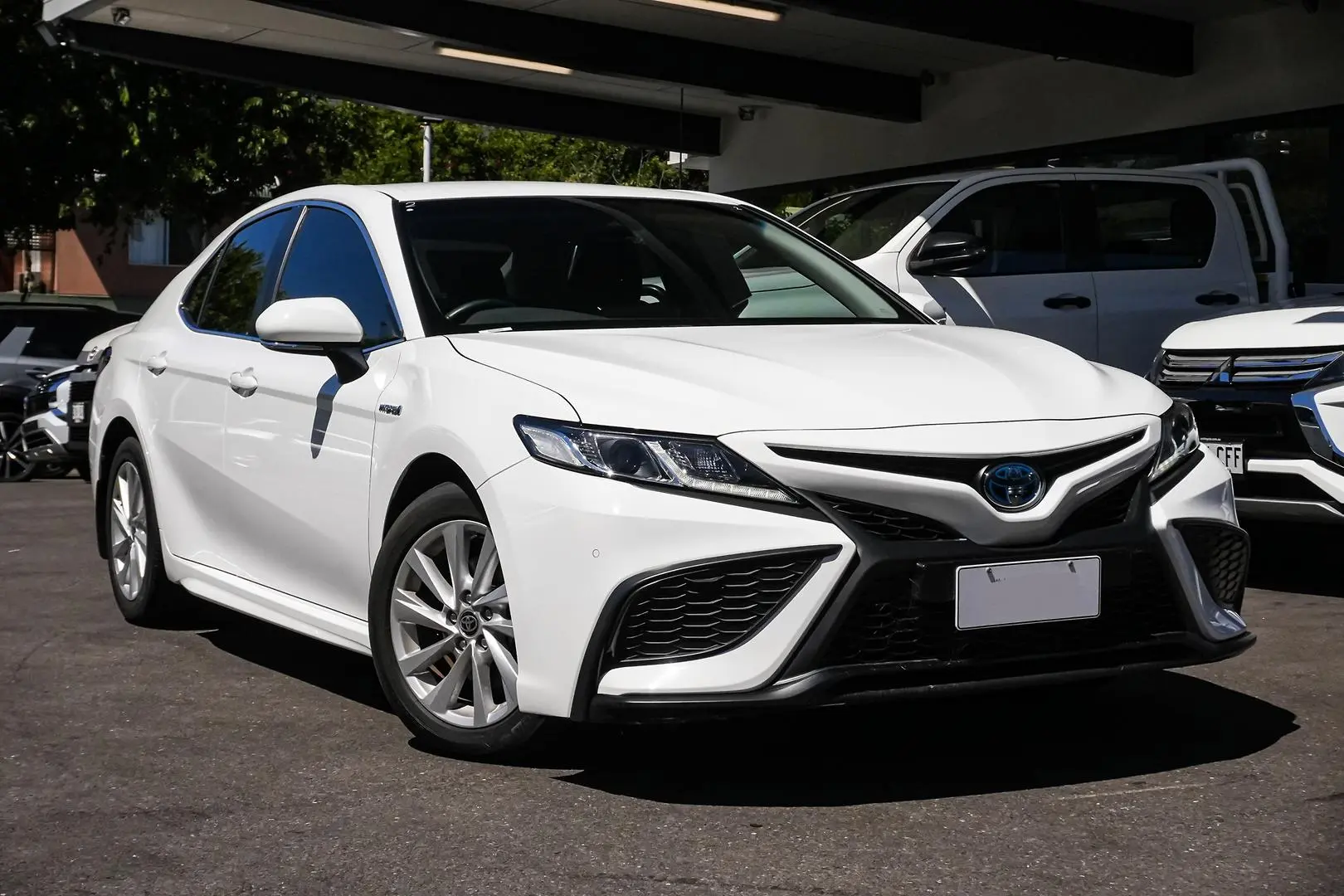 2021 Toyota Camry Gallery Image 2
