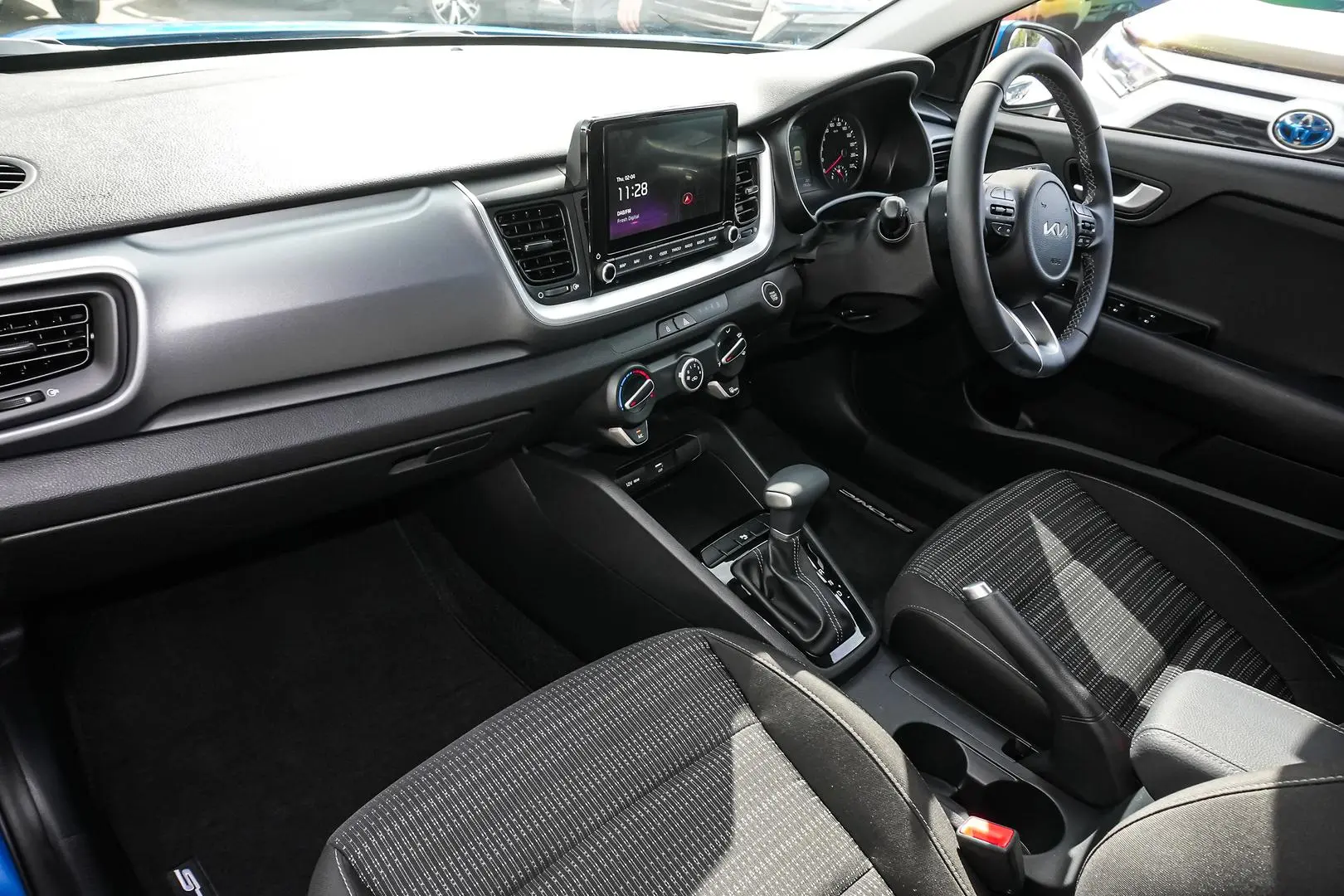 2023 Kia Stonic Gallery Image 11