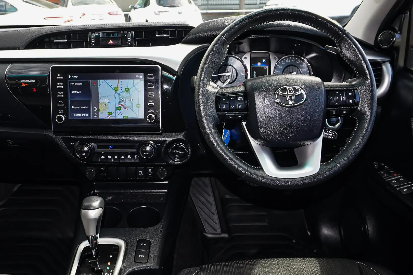 2023 Toyota Hilux Gallery Image 9