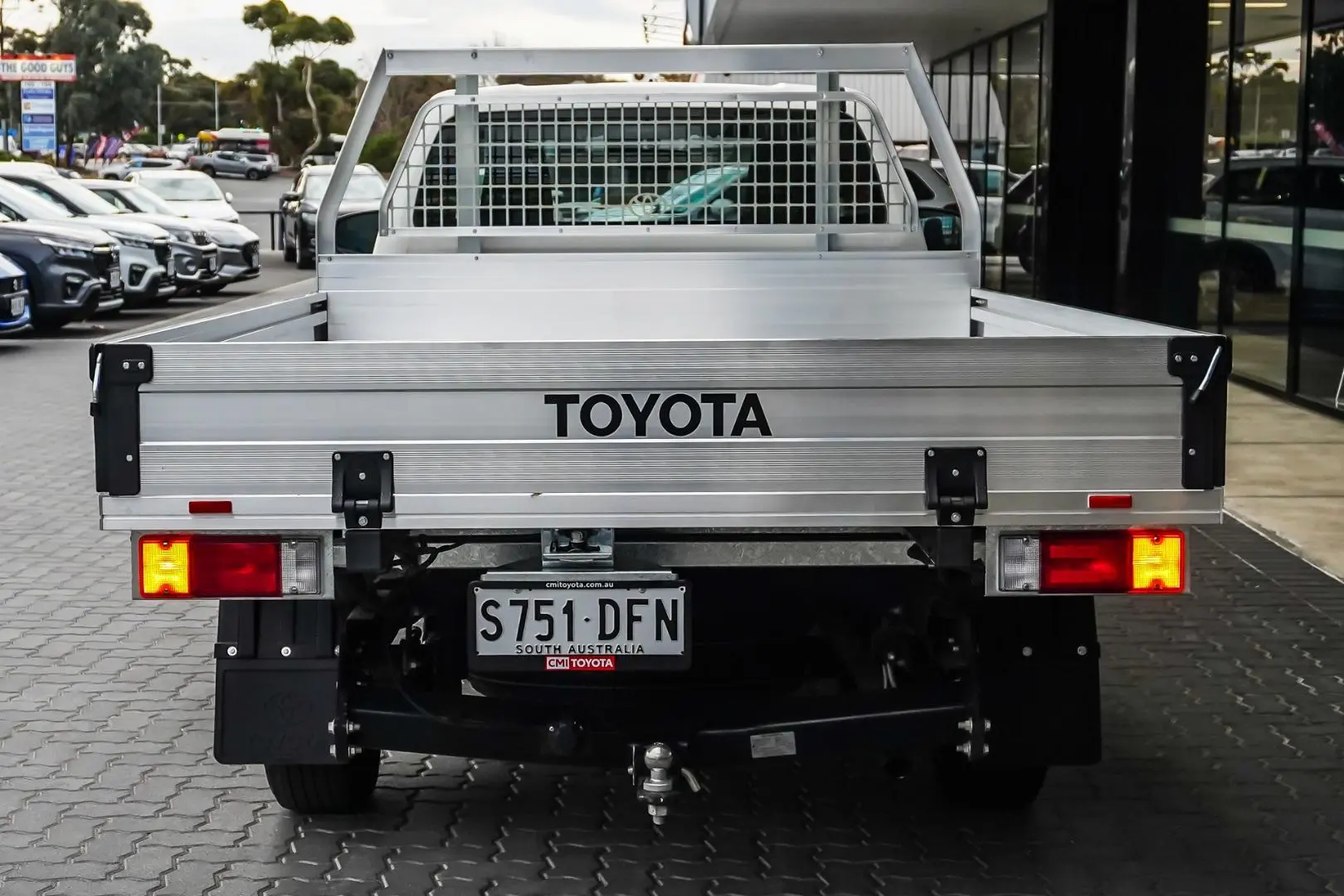 2020 Toyota Hilux Gallery Image 5
