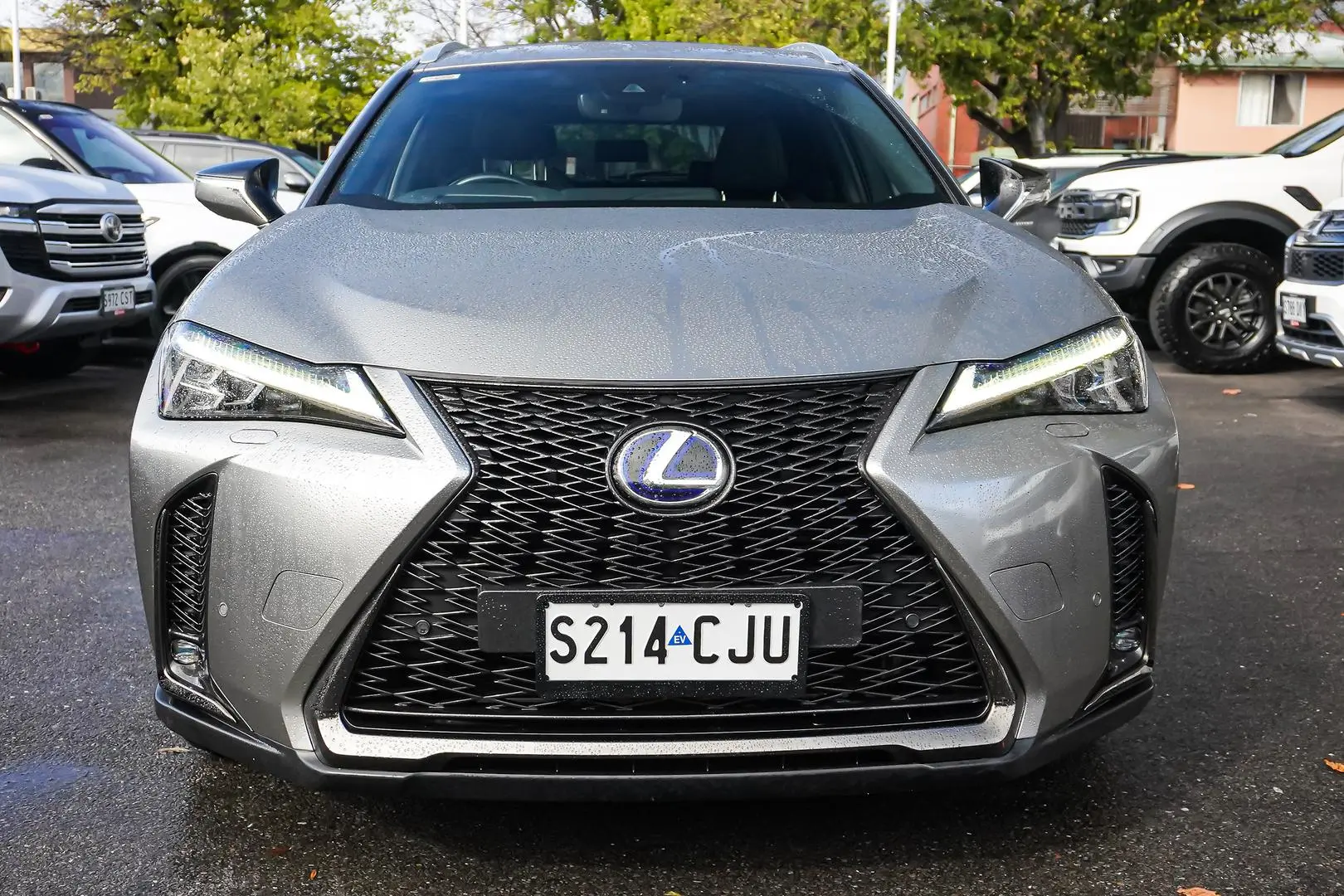2021 Lexus UX Gallery Image 4