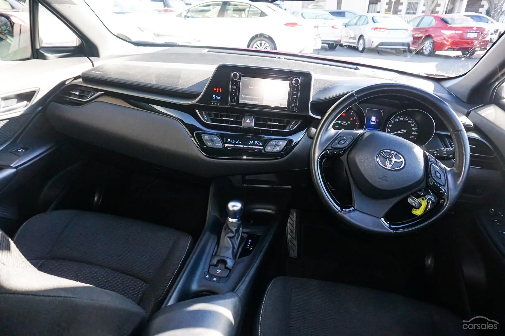 2017 Toyota C-HR Image 9