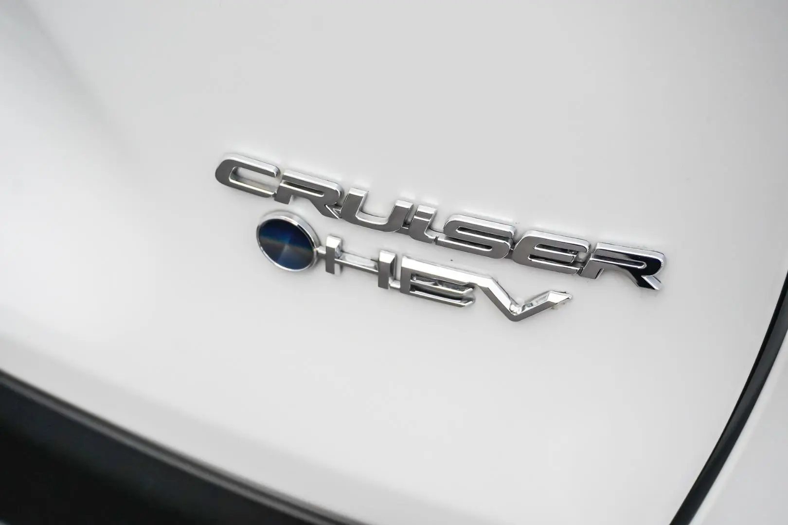 2025 Toyota RAV4 Gallery Image 15