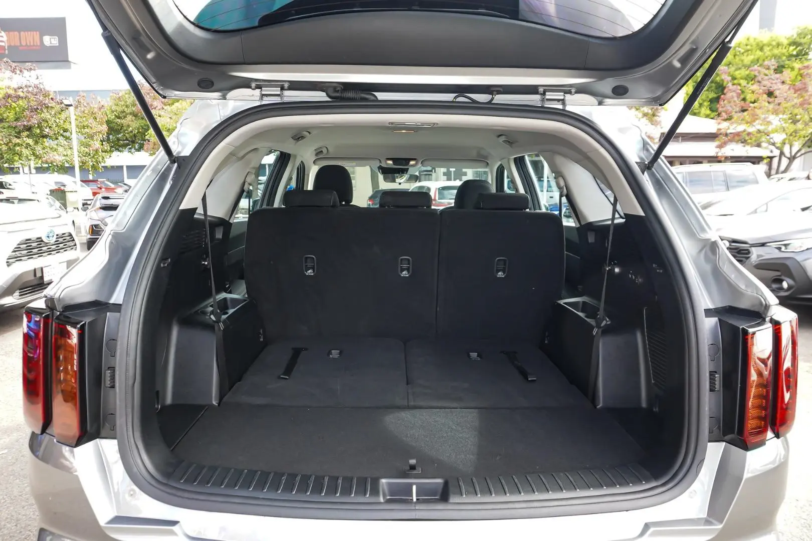 2021 Kia Sorento Gallery Image 9