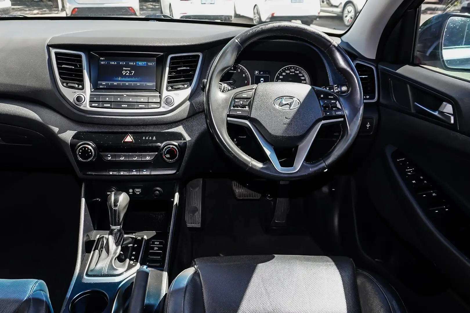 2015 Hyundai Tucson Gallery Image 9