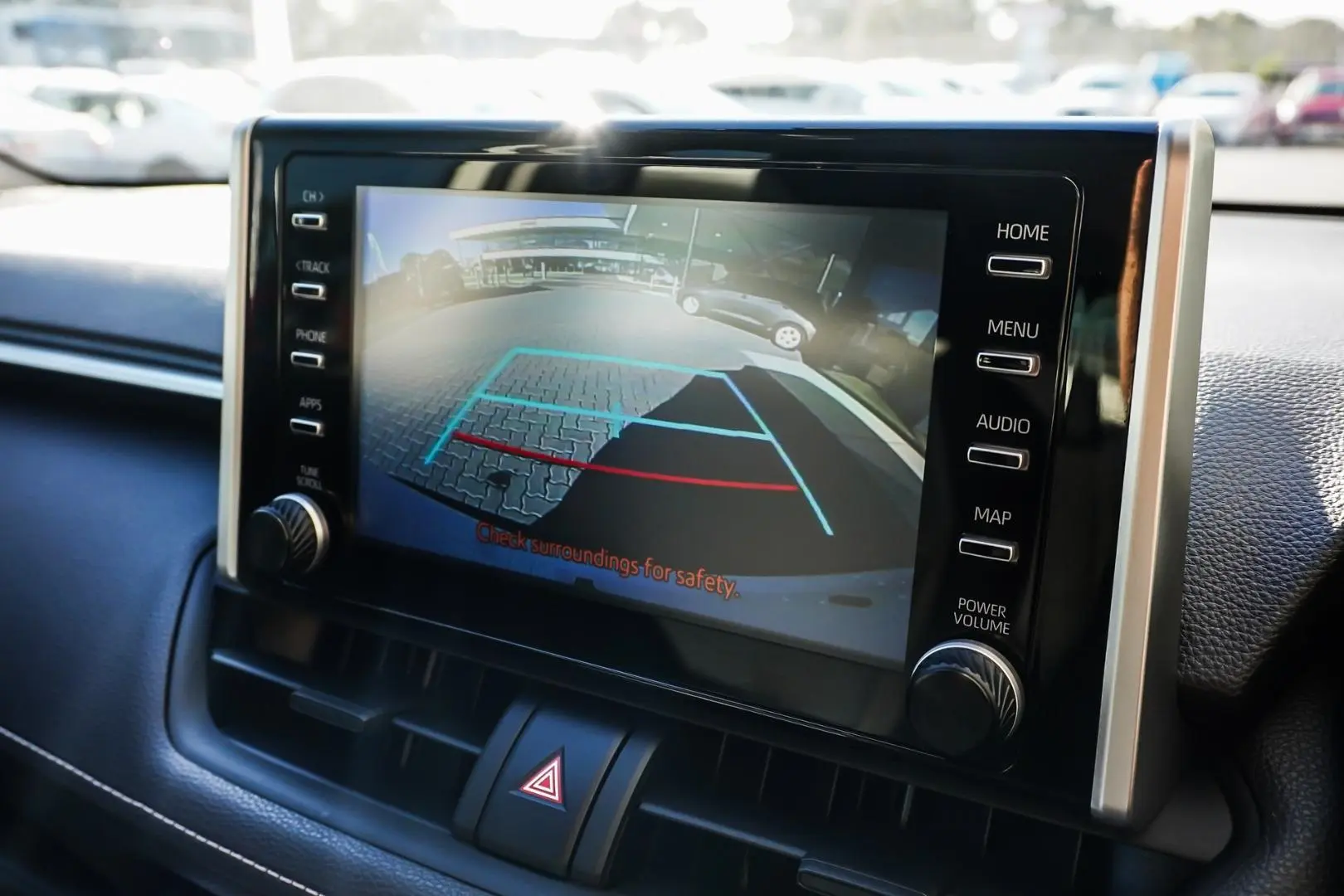2022 Toyota RAV4 Gallery Image 24