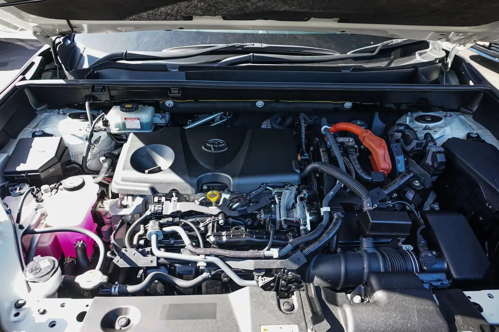 2019 Toyota RAV4 Gallery Image 26