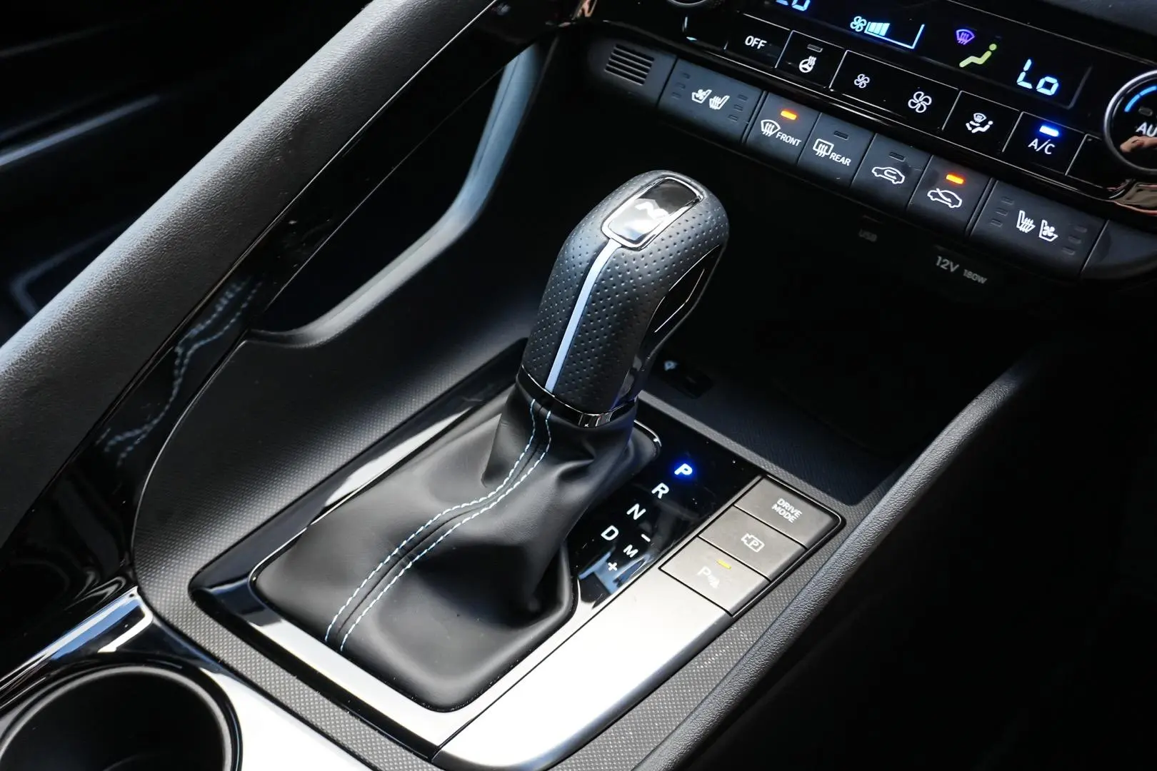 2025 Hyundai i30 Gallery Image 19