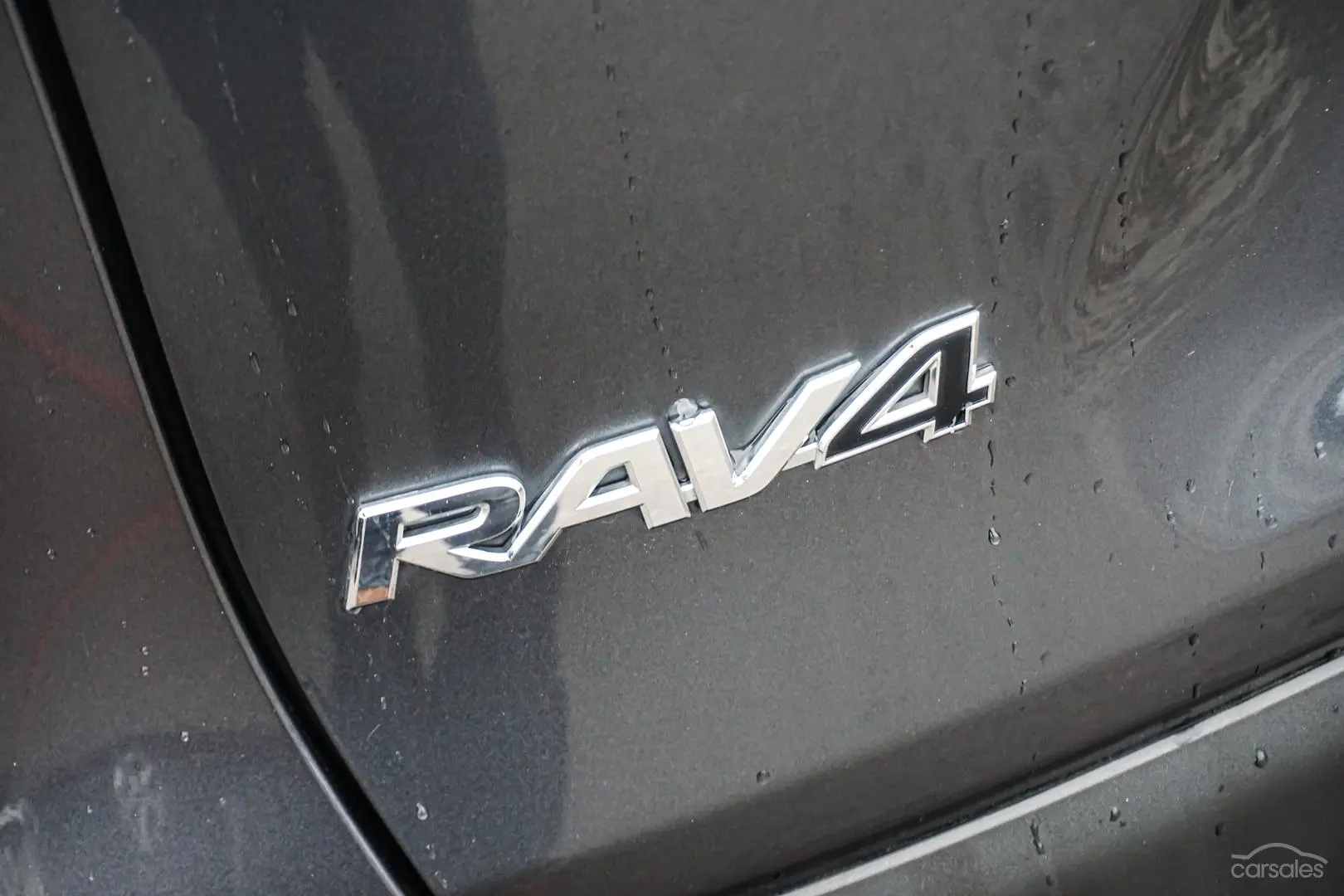 2019 Toyota RAV4 Image 16