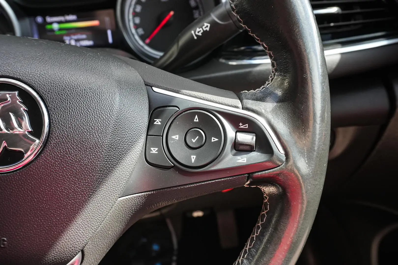 2018 Holden Calais Gallery Image 19