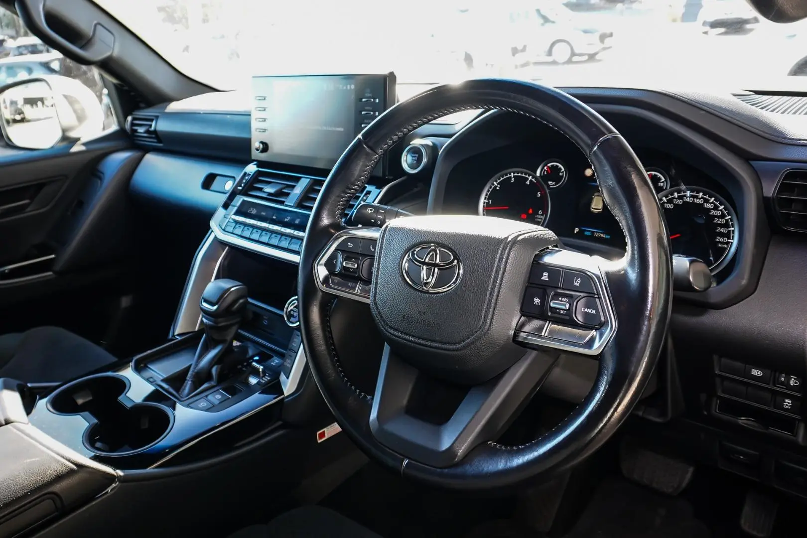 2022 Toyota Landcruiser Gallery Image 6