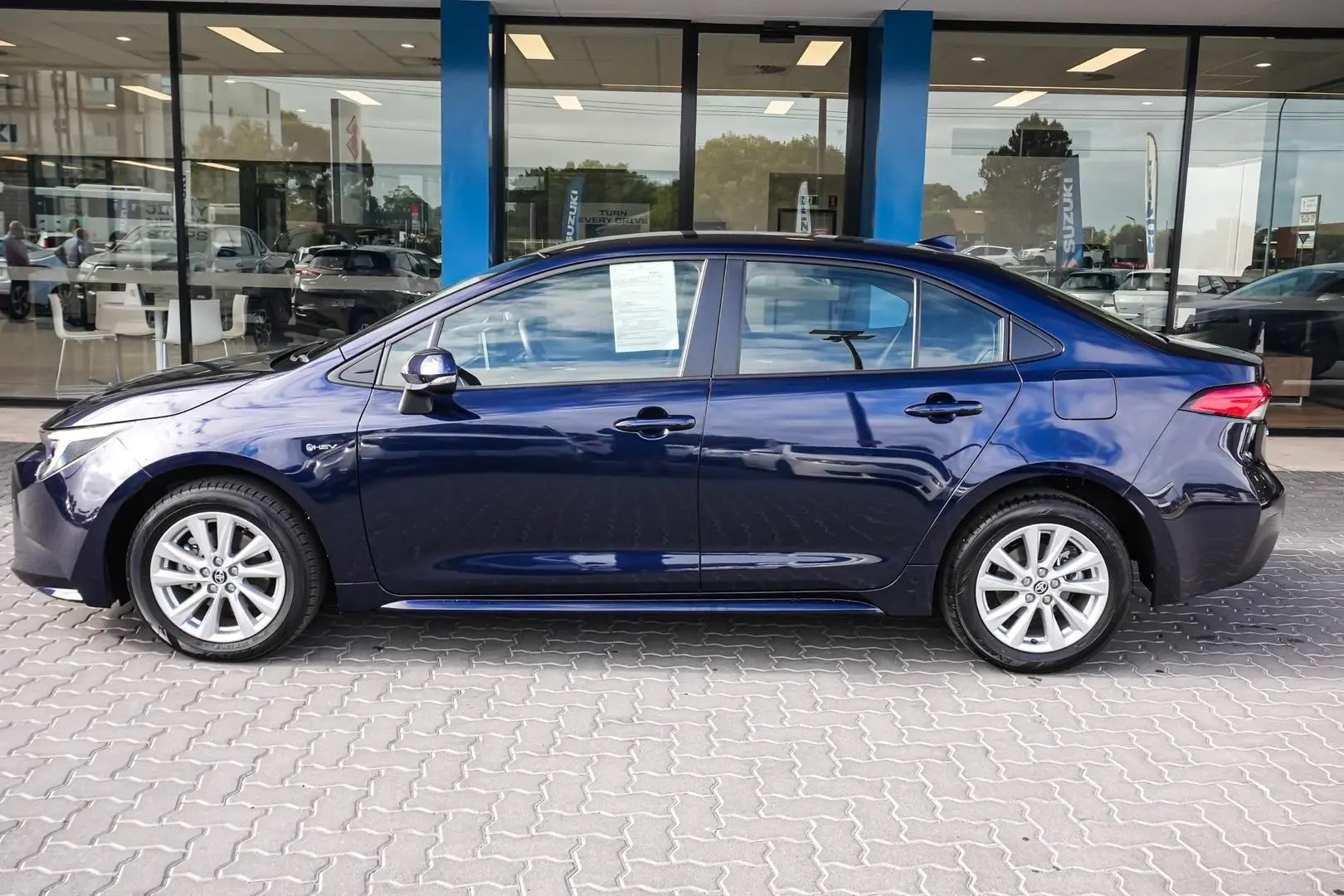 2025 Toyota Corolla Gallery Image 4