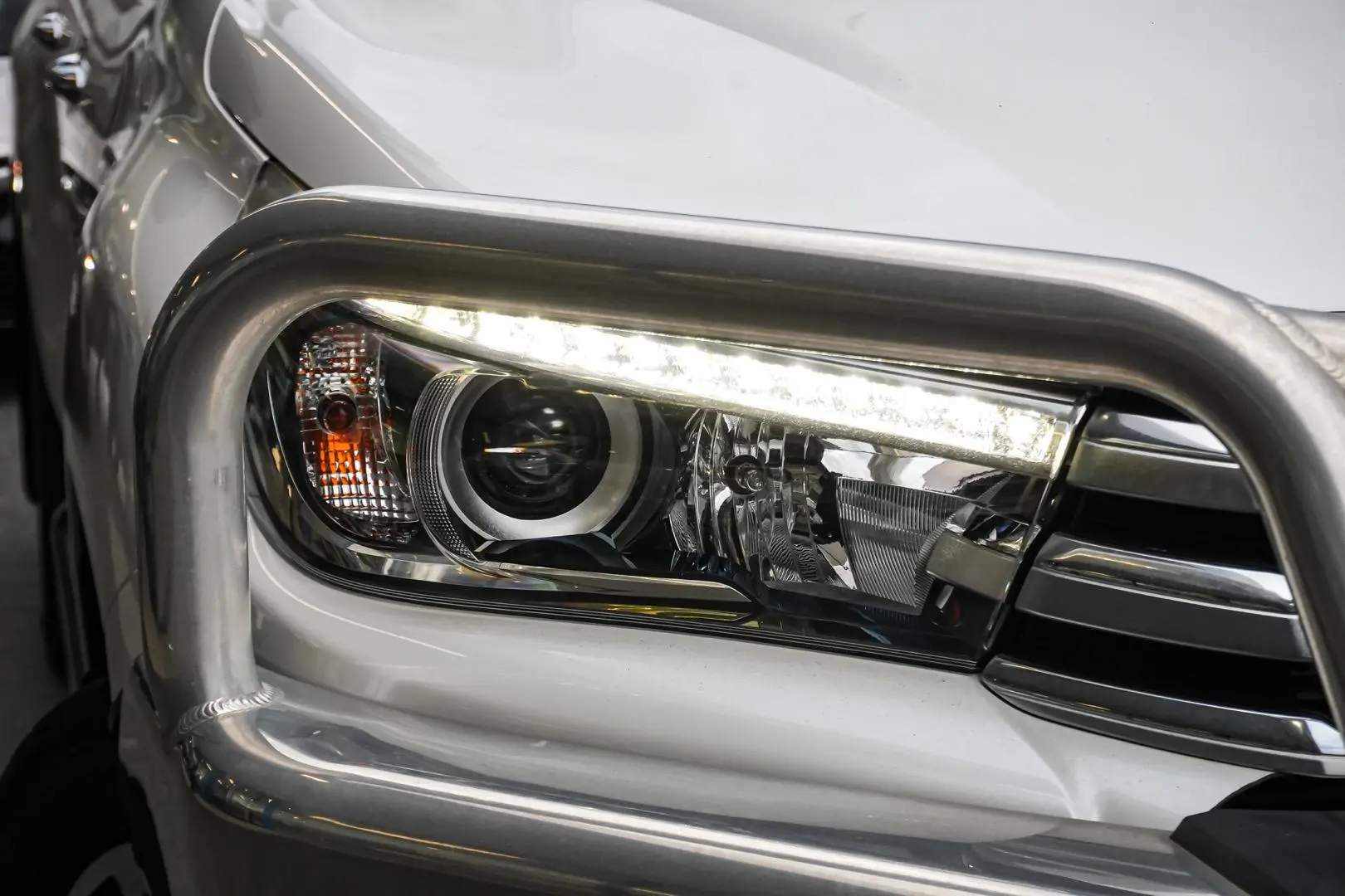 2018 Toyota Hilux Gallery Image 11