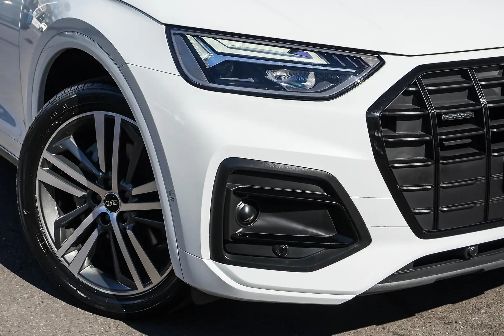 2022 Audi Q5 Gallery Image 12