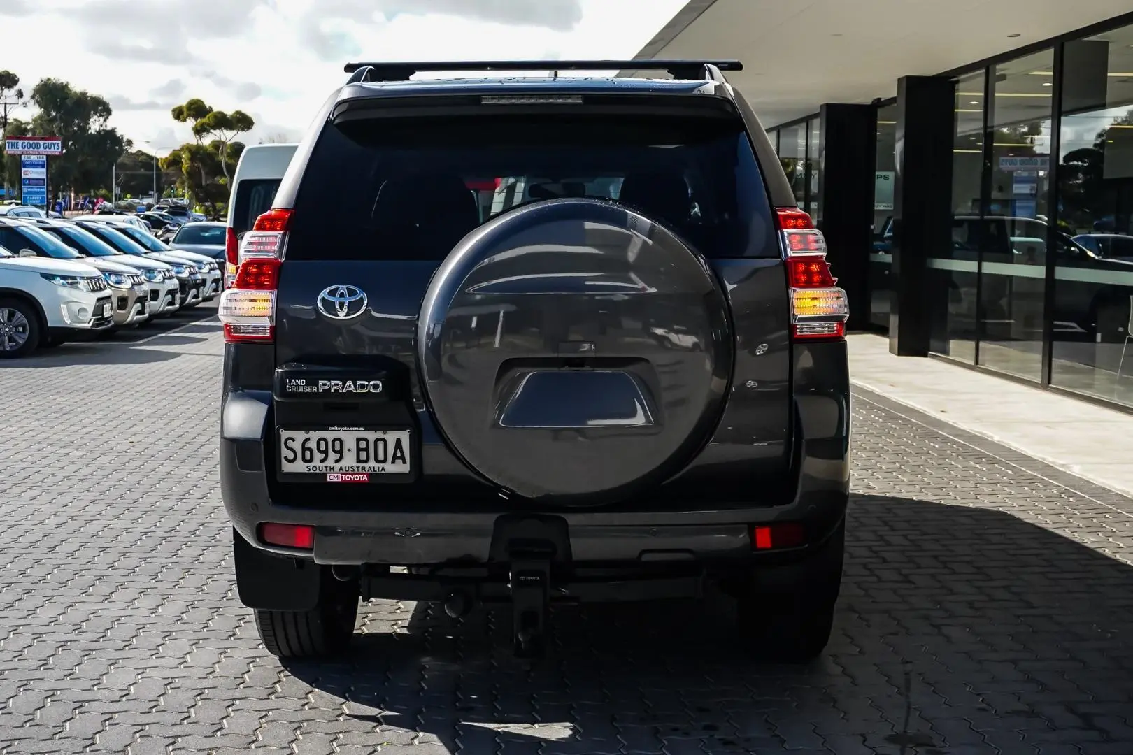2017 Toyota Landcruiser Prado Gallery Image 6