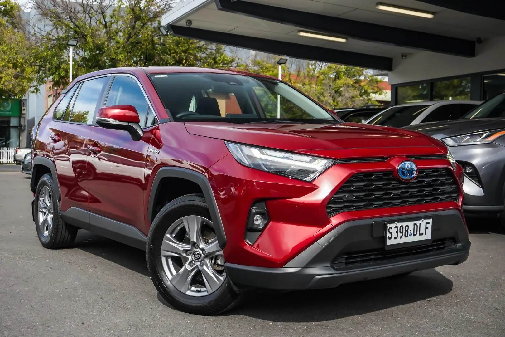 2024 Toyota RAV4 Gallery Image 2