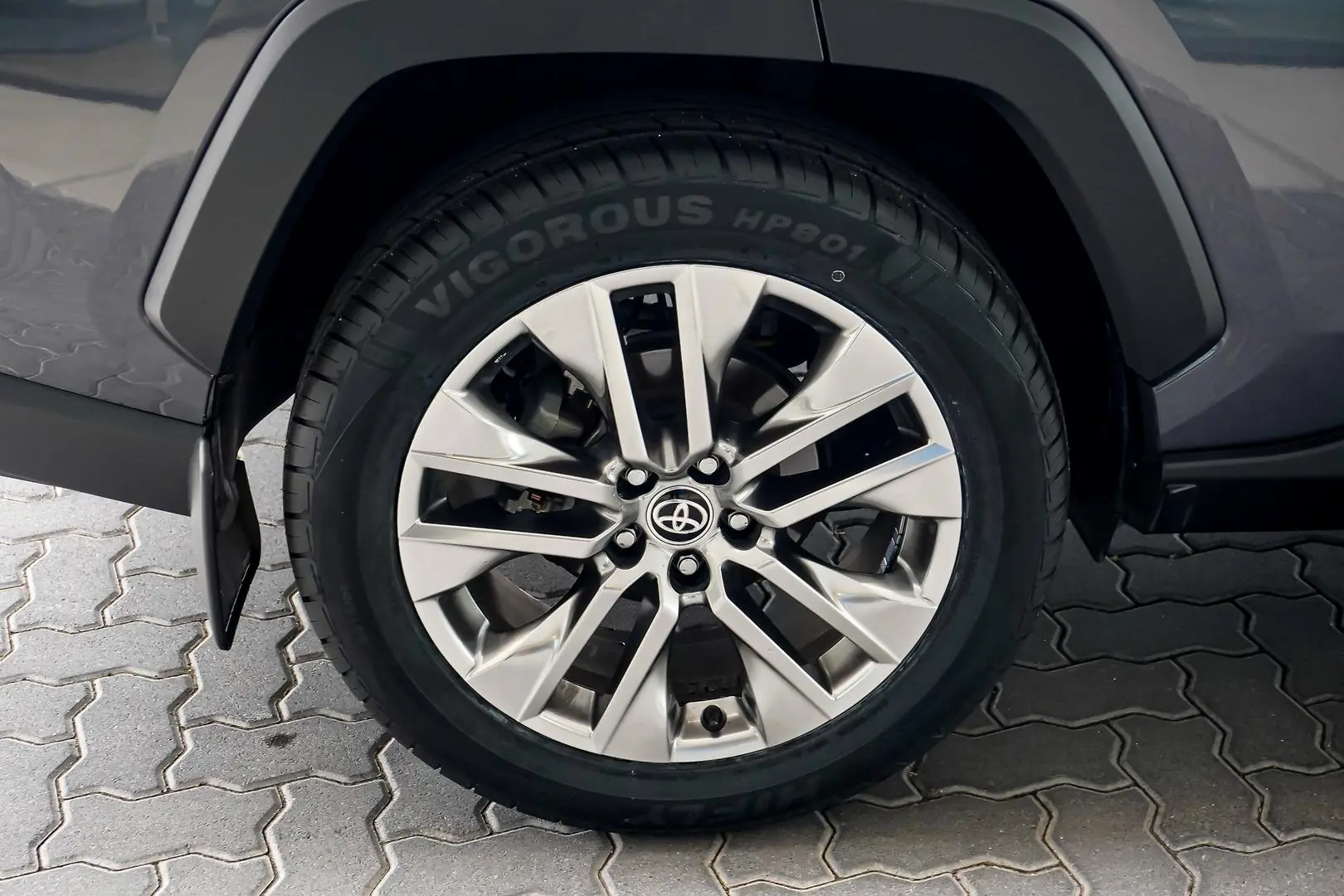 2021 Toyota RAV4 Gallery Image 16