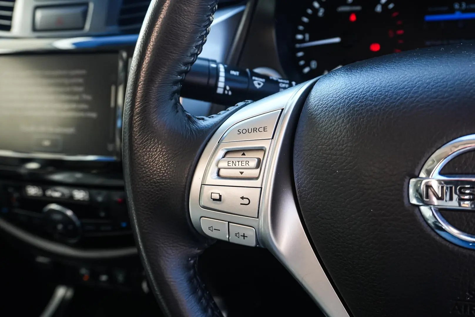 2019 Nissan Navara Gallery Image 19