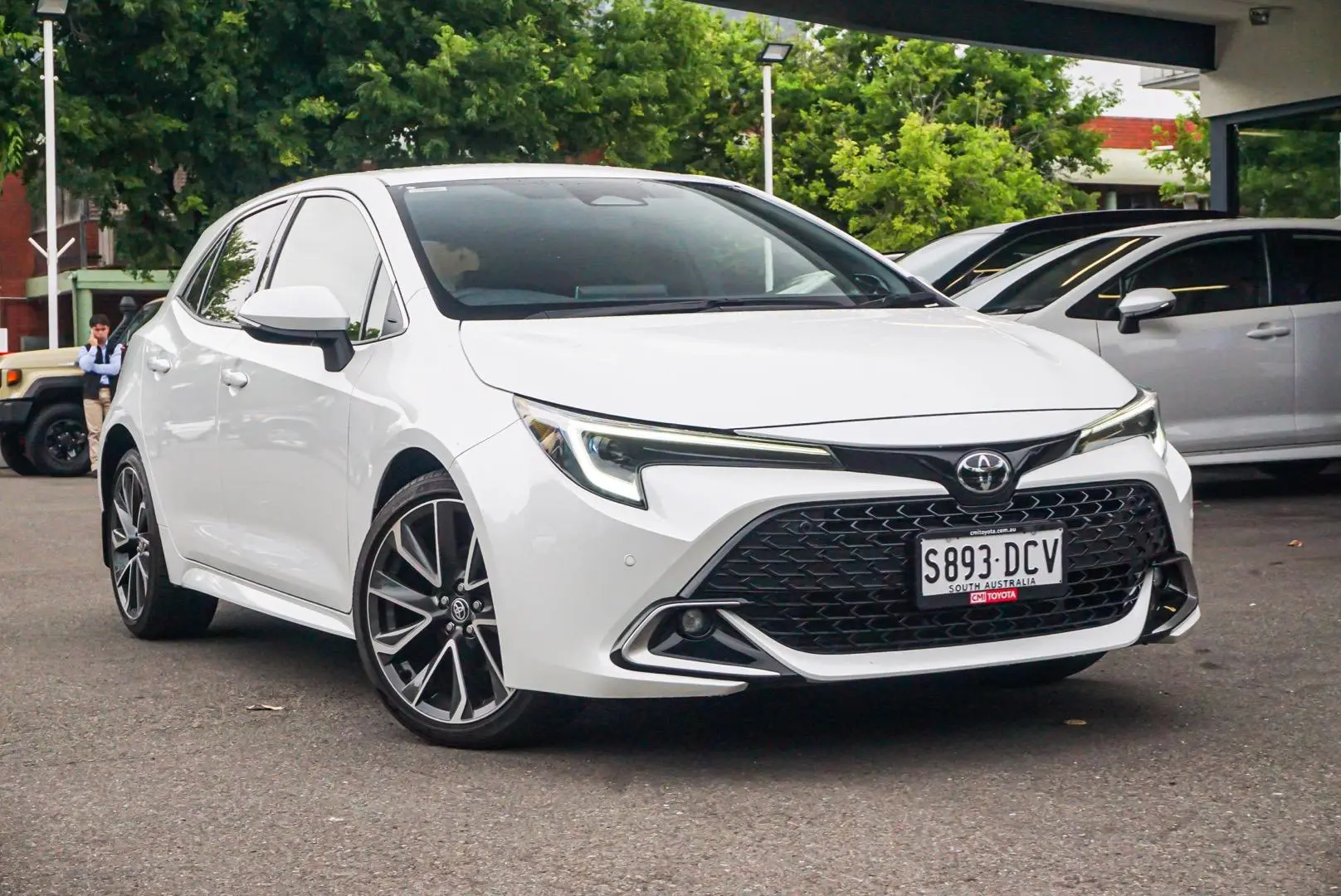 2023 Toyota Corolla Gallery Image 2