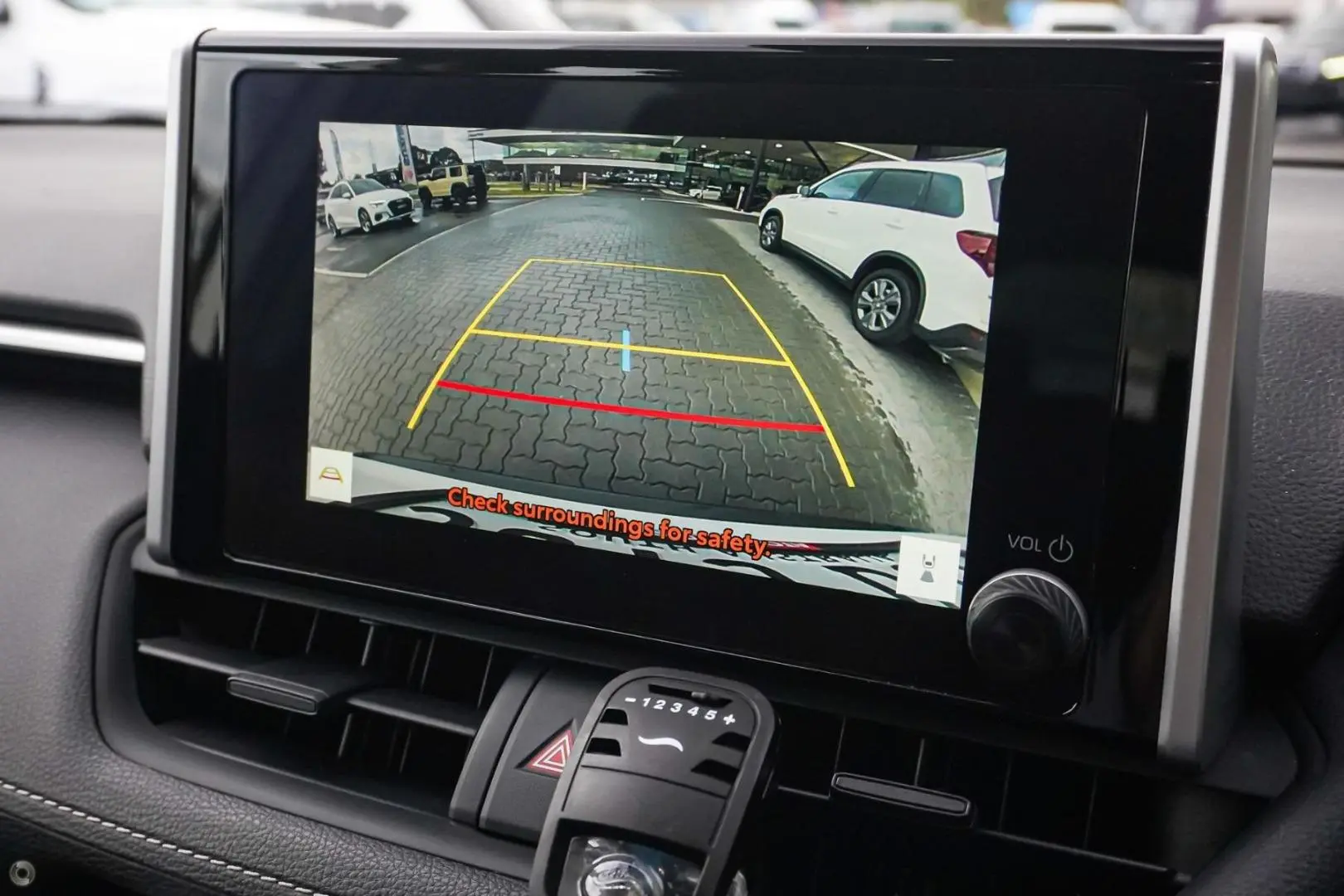 2024 Toyota RAV4 Gallery Image 19