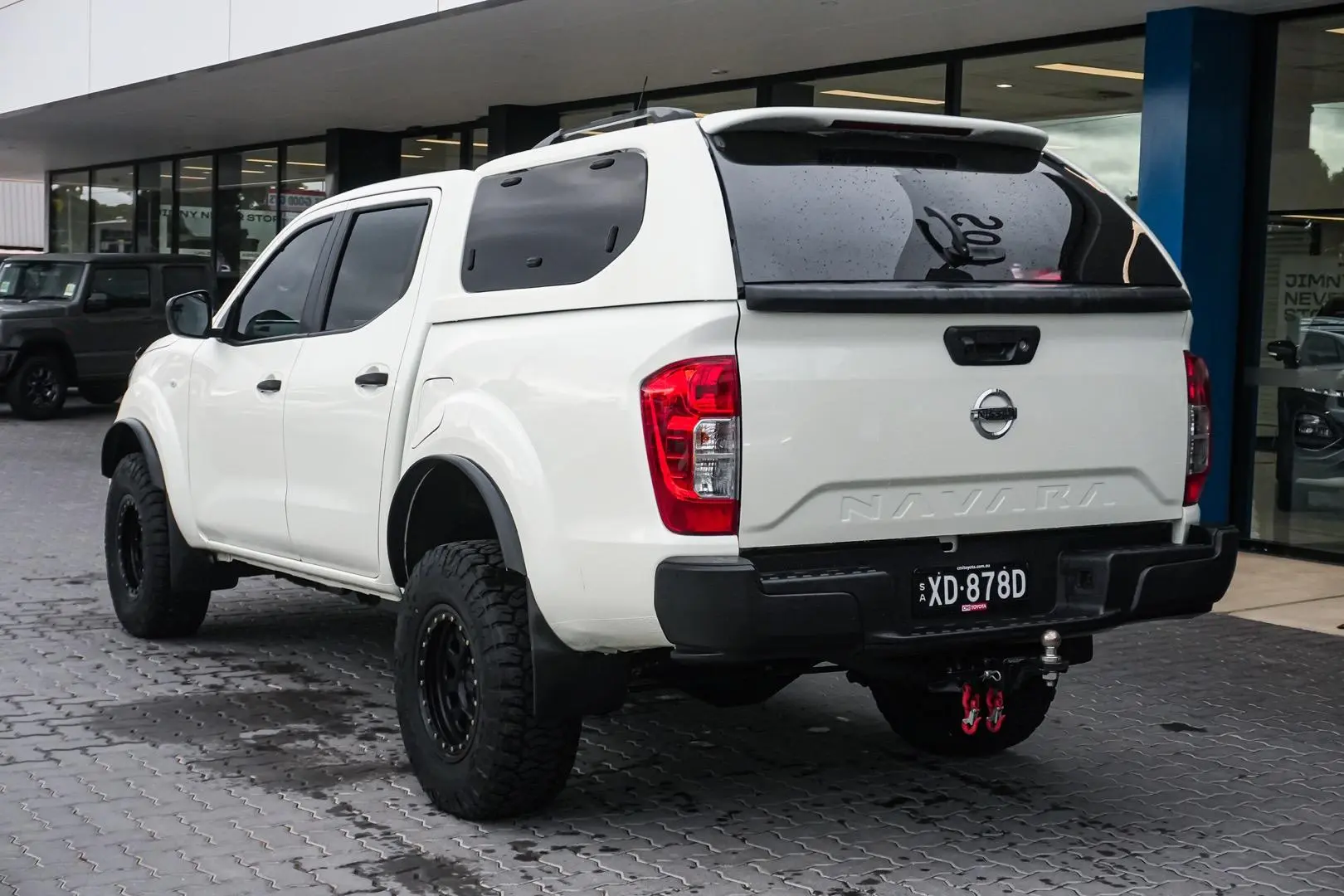 2022 Nissan Navara Gallery Image 3