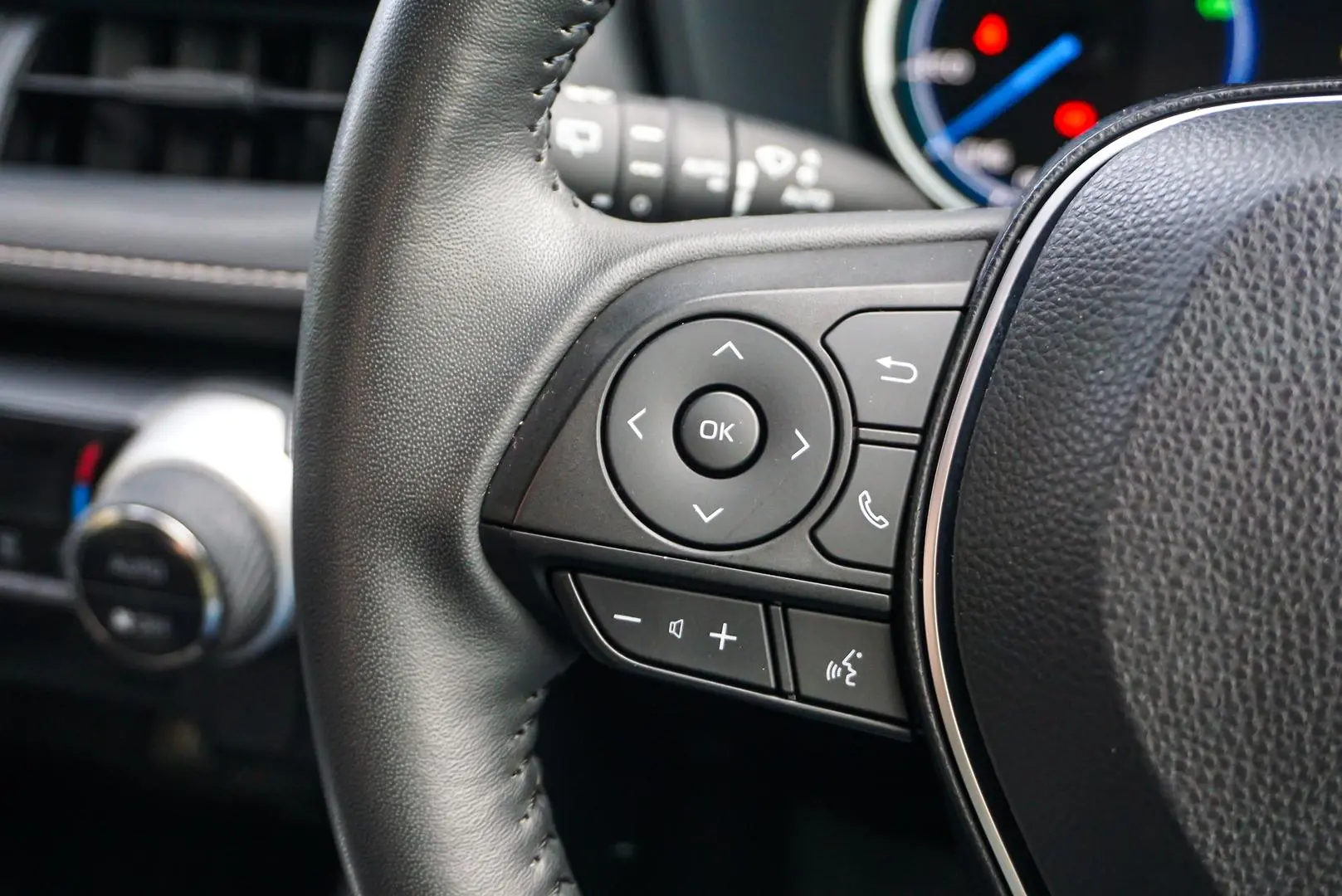 2024 Toyota RAV4 Gallery Image 20