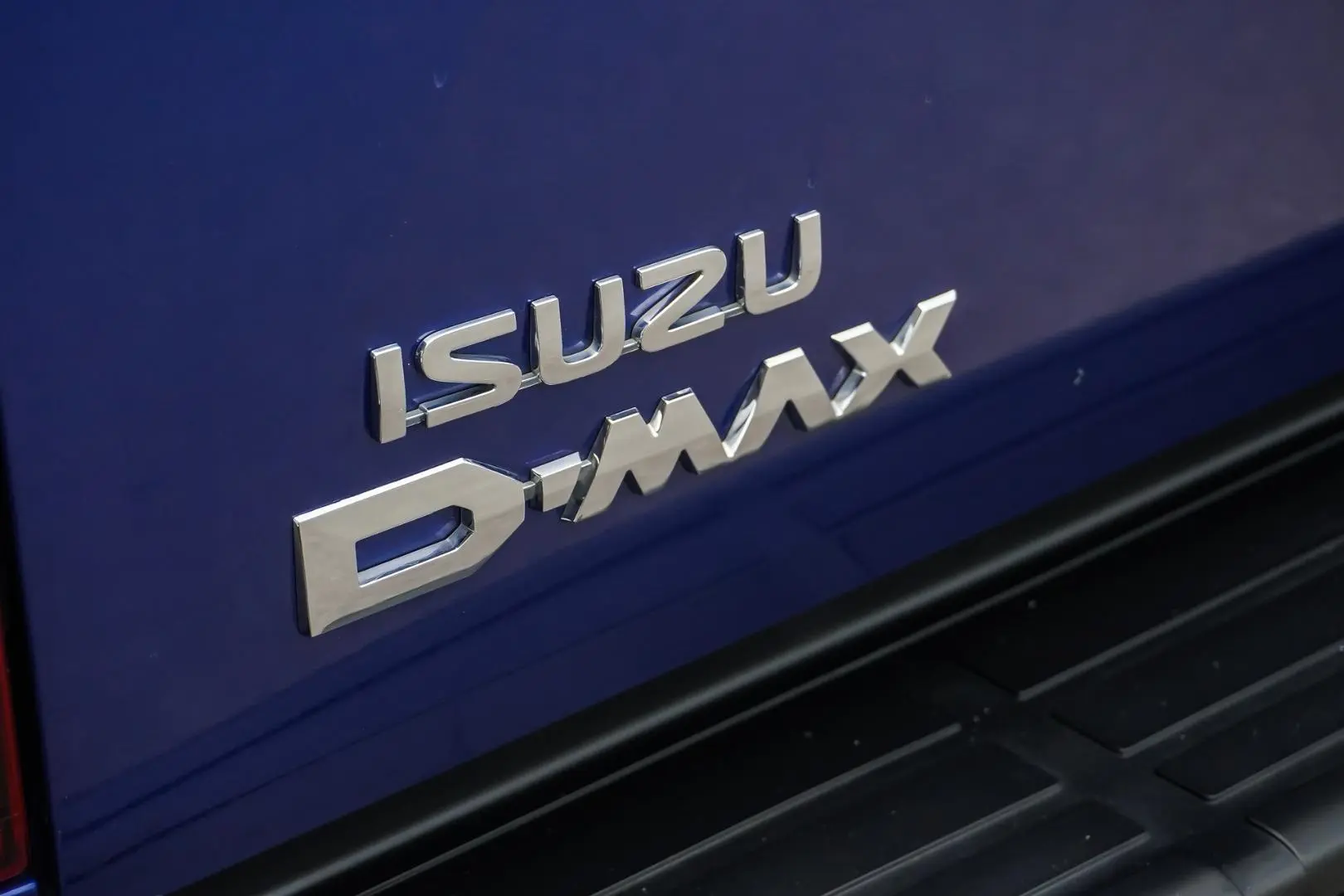 2018 Isuzu D-MAX Gallery Image 16