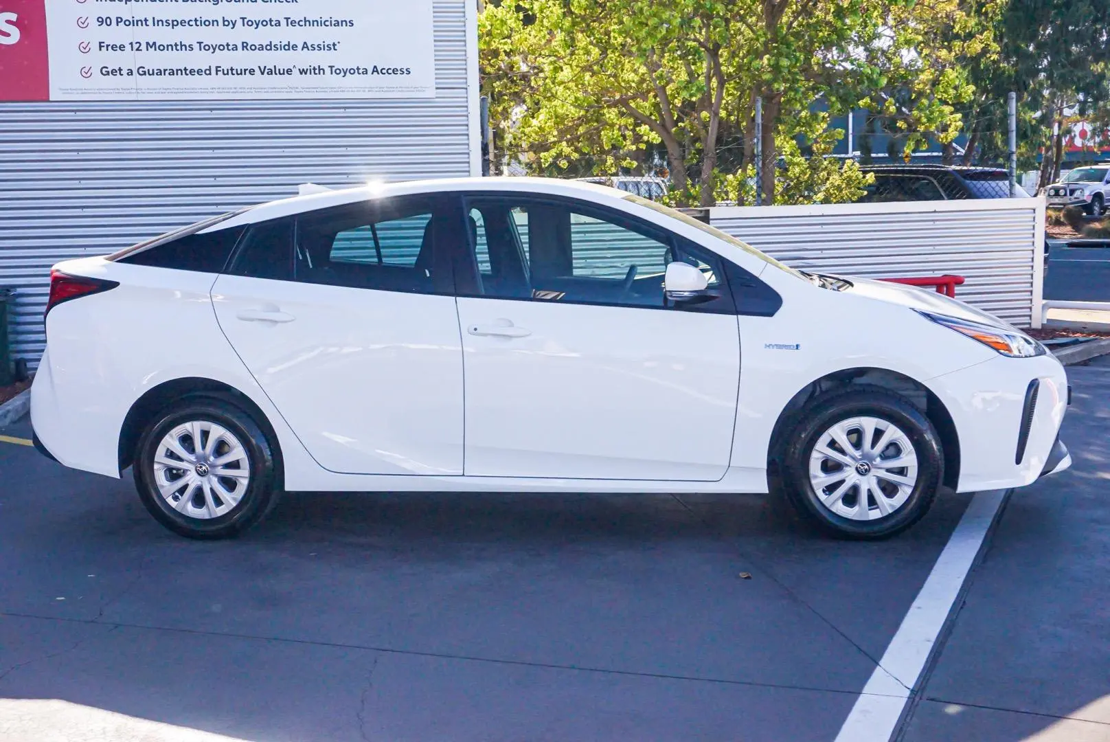 2021 Toyota Prius Gallery Image 3