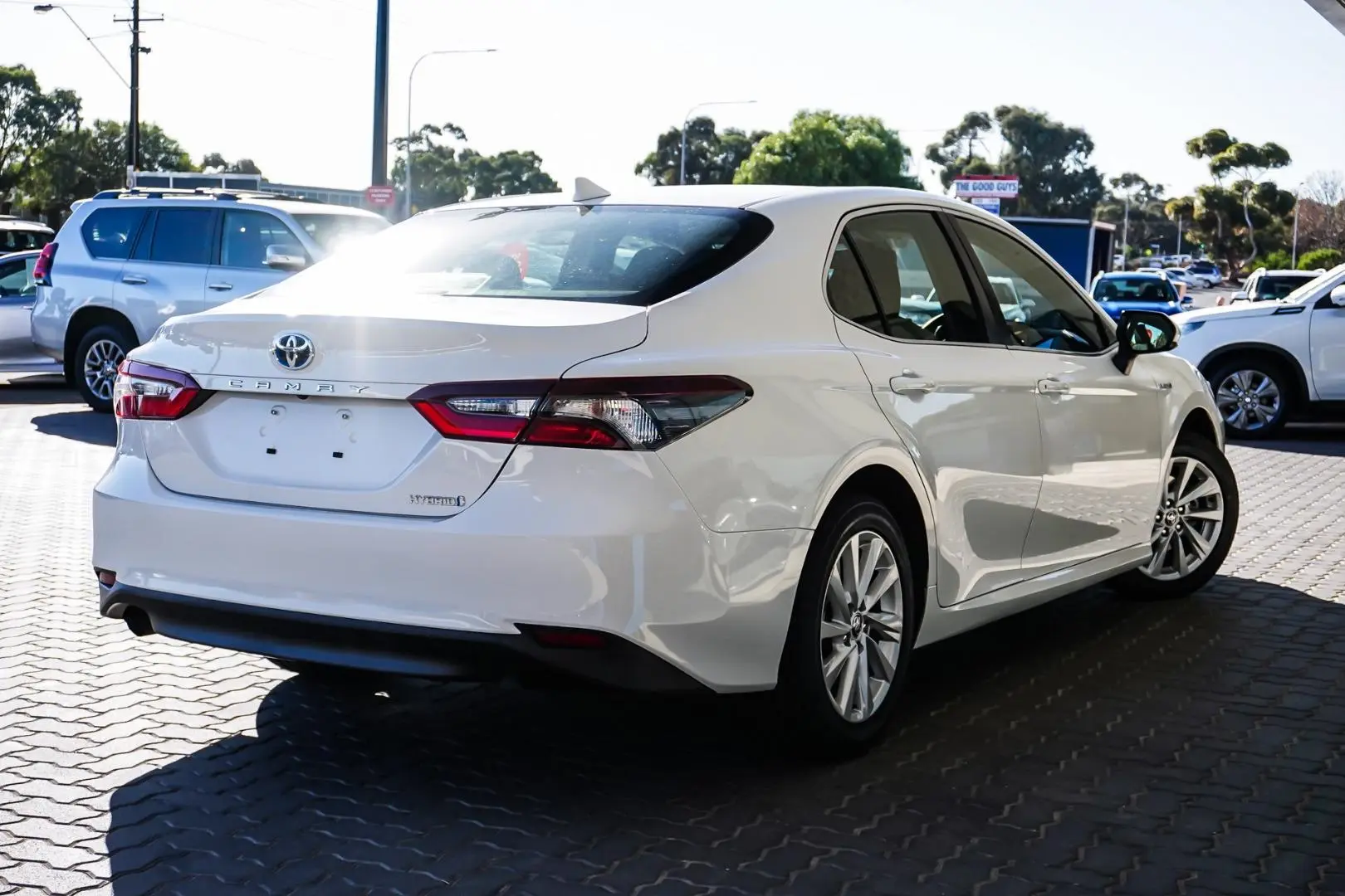 2023 Toyota Camry Gallery Image 2