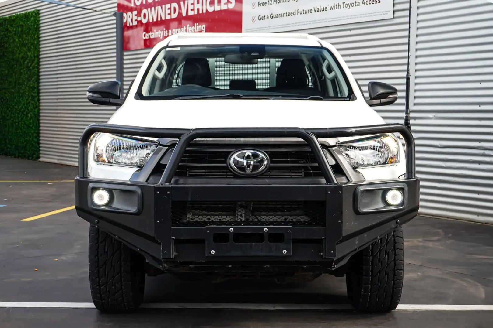 2022 Toyota Hilux Gallery Image 5