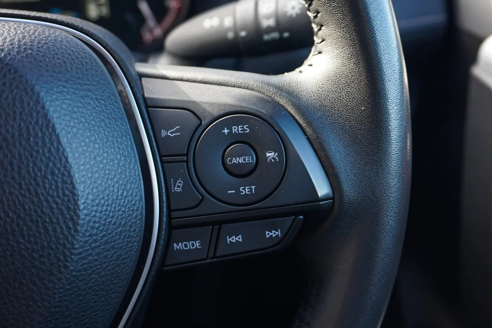 2024 Toyota RAV4 Gallery Image 19