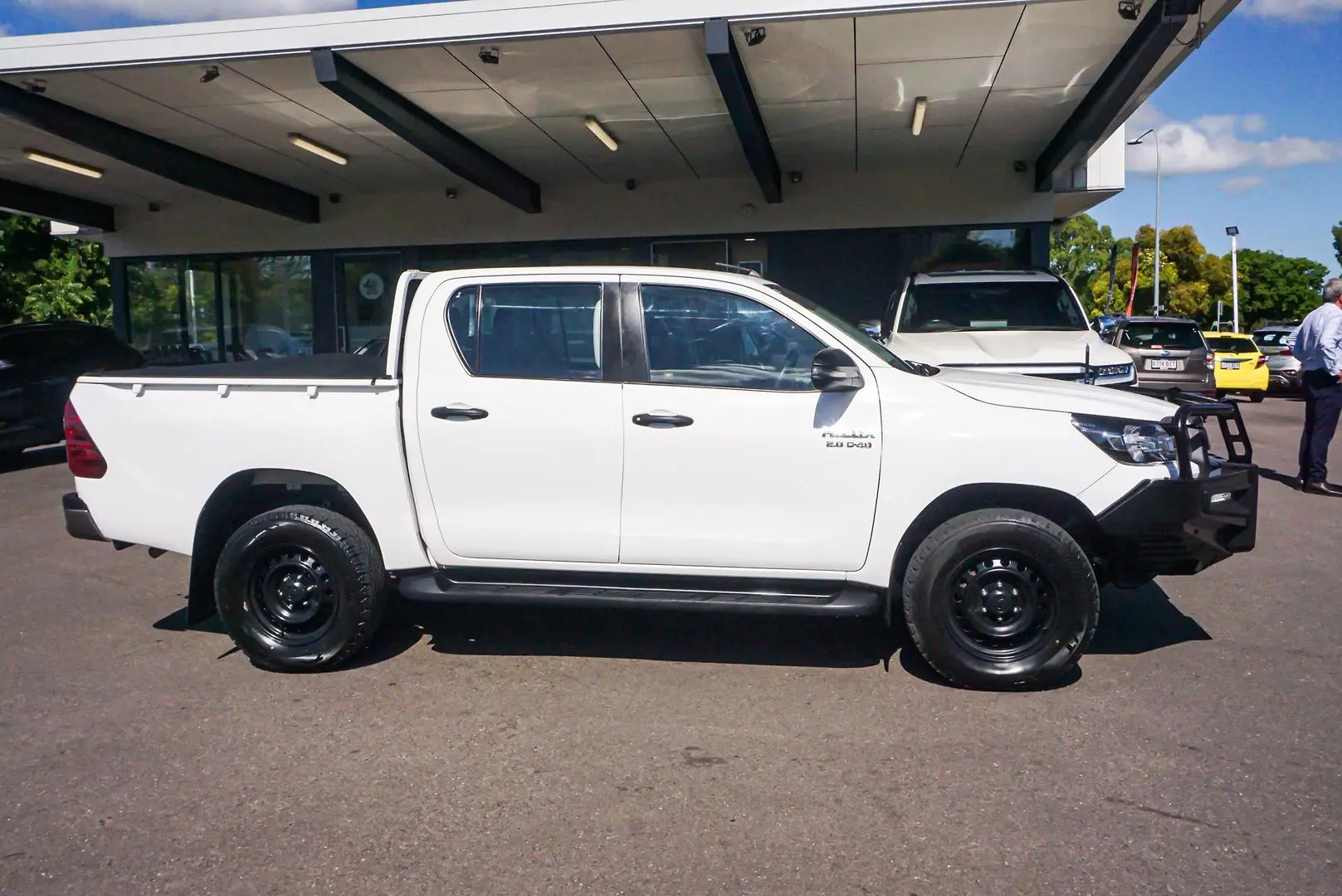 2021 Toyota Hilux Gallery Image 3