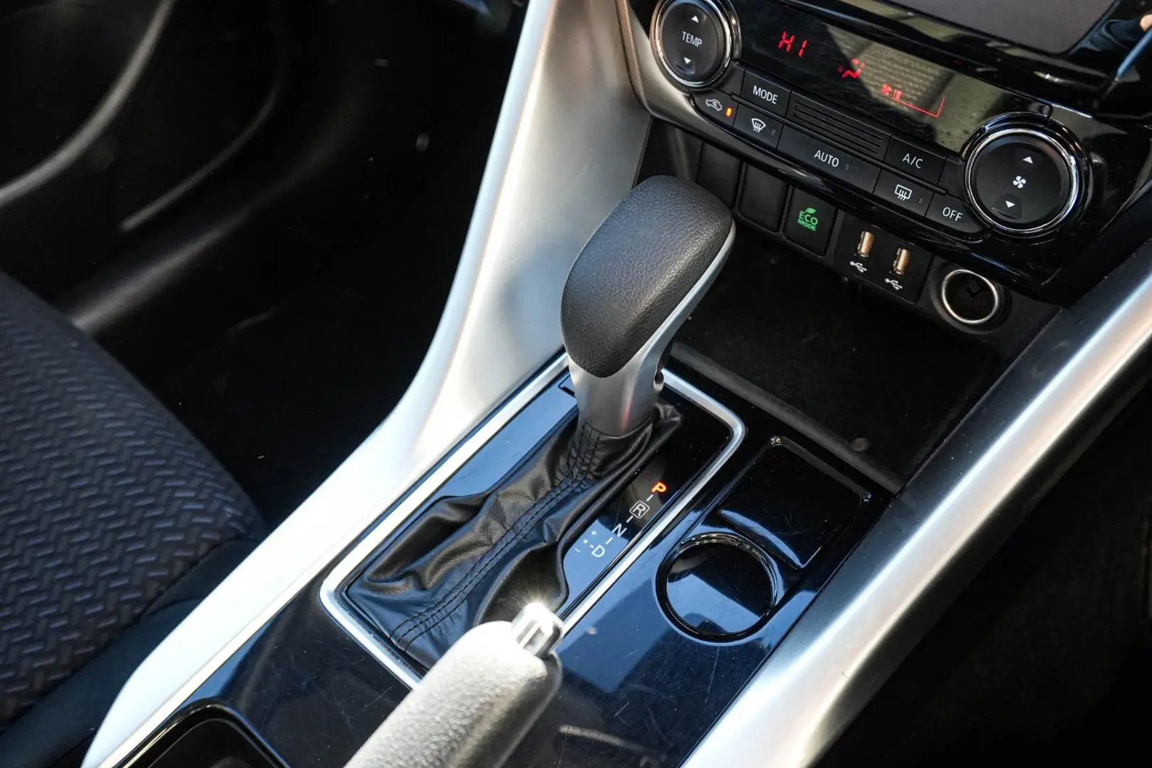 2022 Mitsubishi Eclipse Cross Gallery Image 18