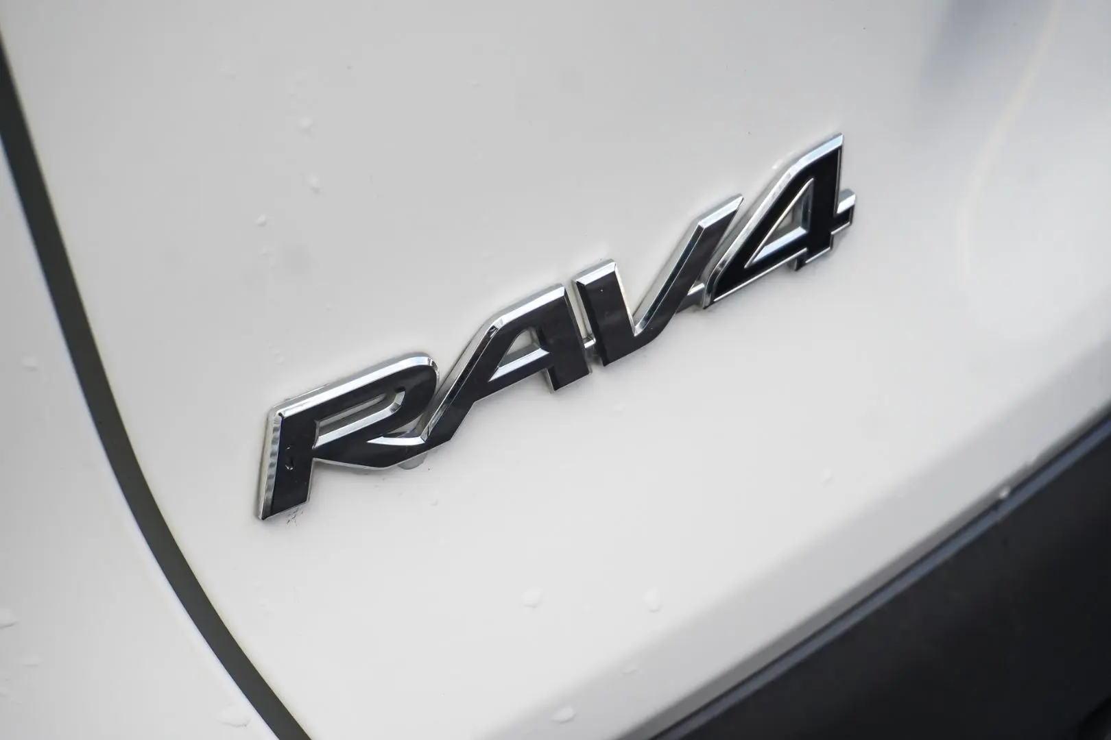 2024 Toyota RAV4 Gallery Image 16