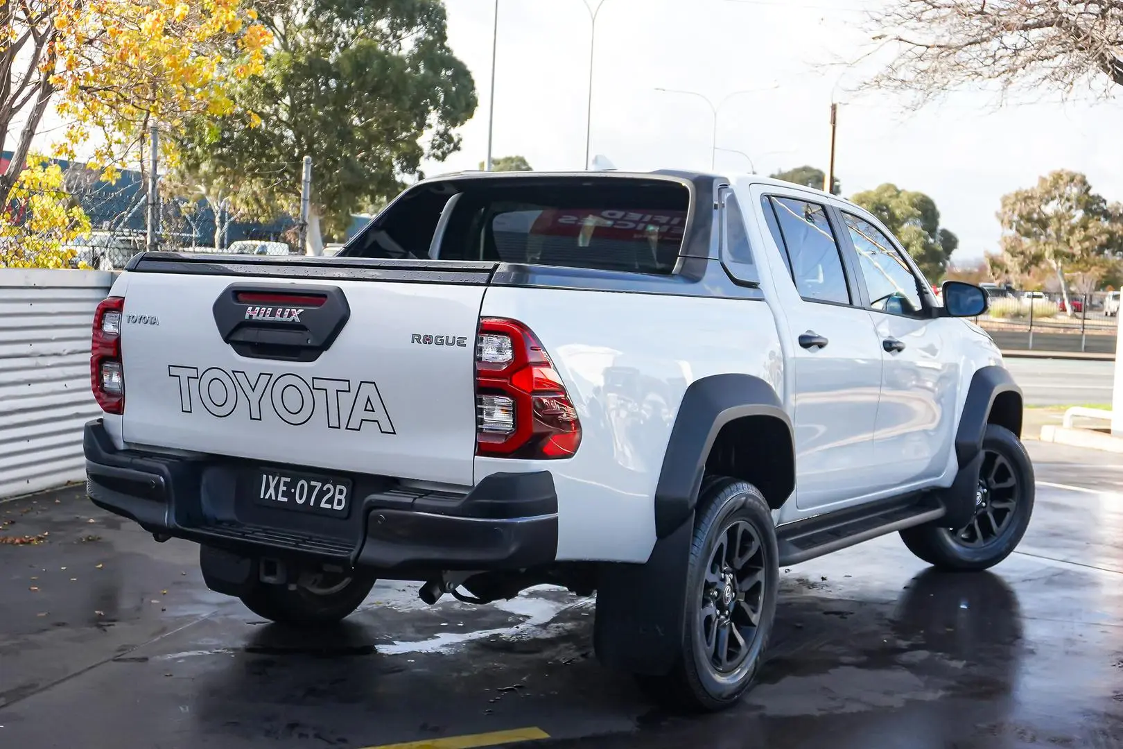 2024 Toyota Hilux Gallery Image 3