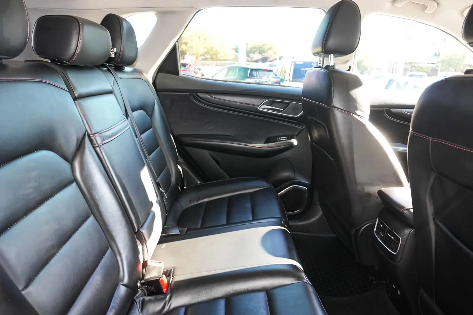 2022 MG HS Gallery Image 15