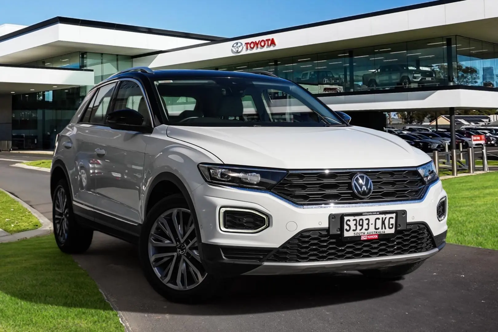 2021 Volkswagen T-Roc Image