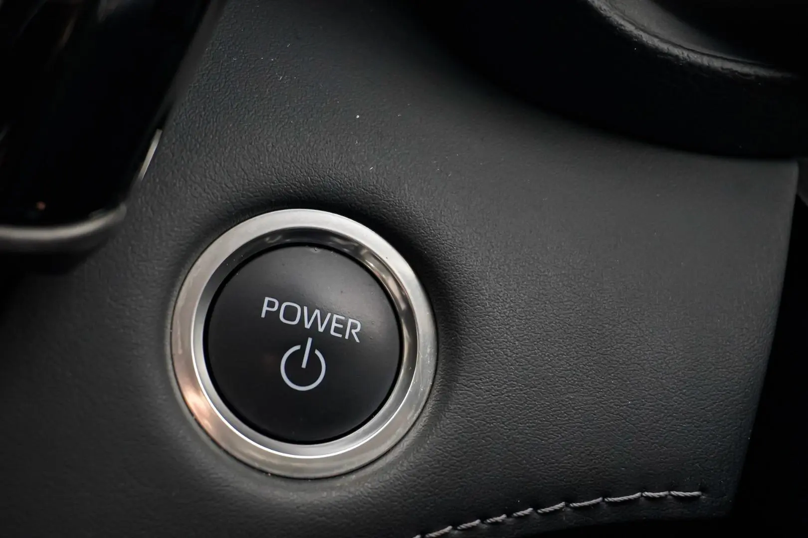 2025 Toyota Kluger Gallery Image 24