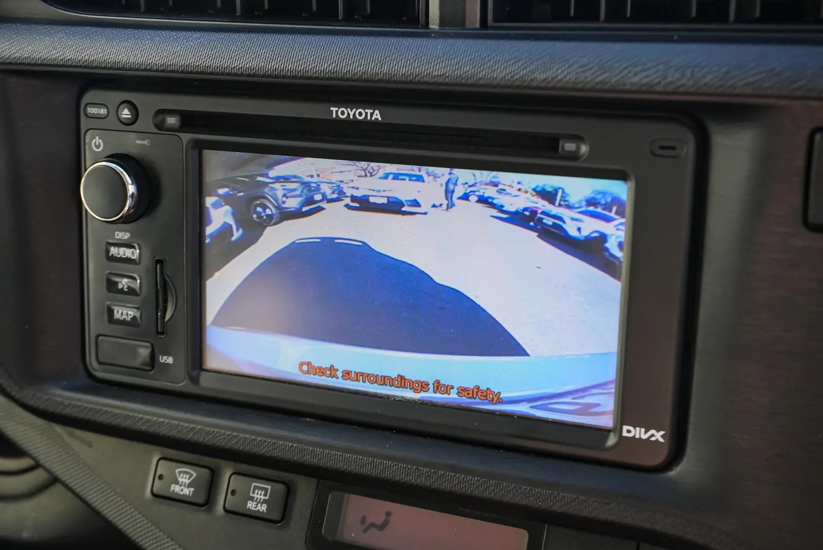 2012 Toyota Prius C Gallery Image 23