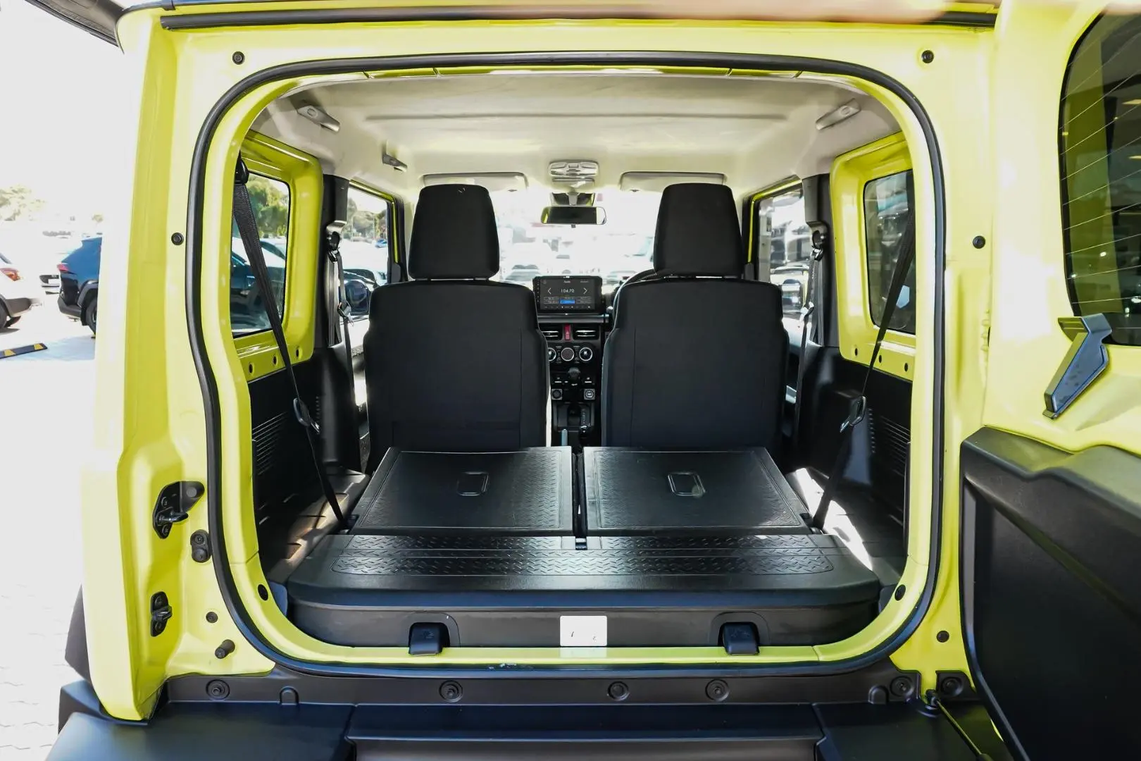 2022 Suzuki Jimny Gallery Image 8